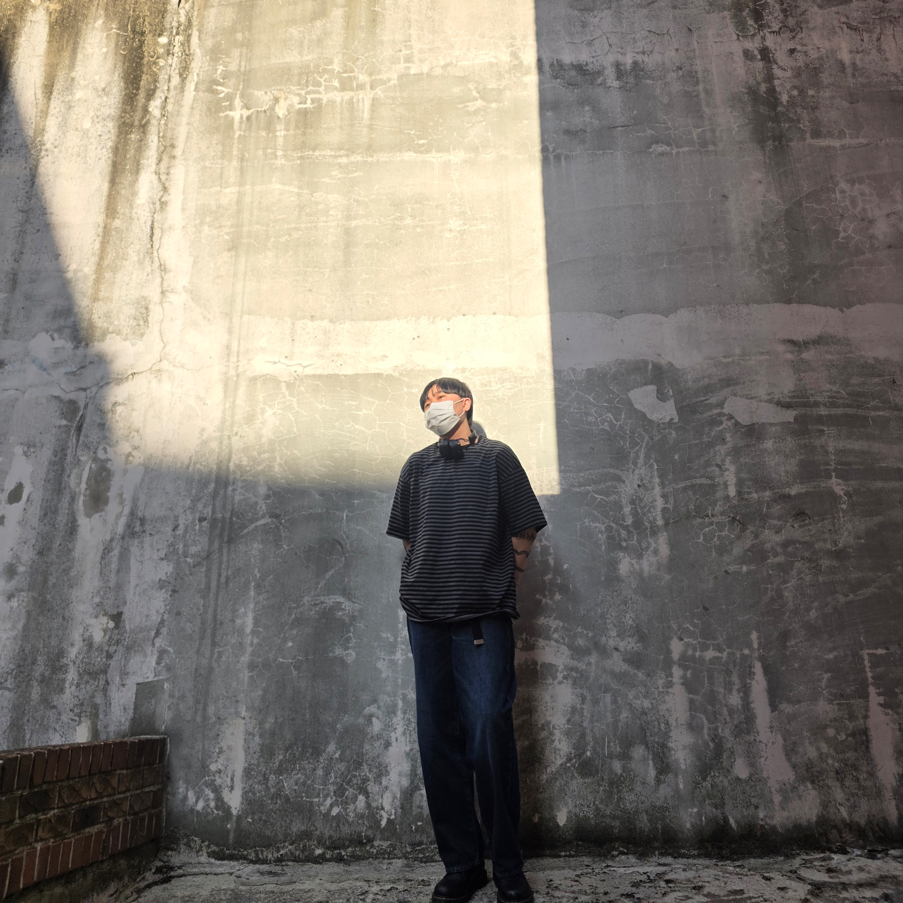 Levi's 578™ Baggy Jean Dark Indigo, Marshall Major V Black (Korean Ver.) 착용 스타일 - 3
