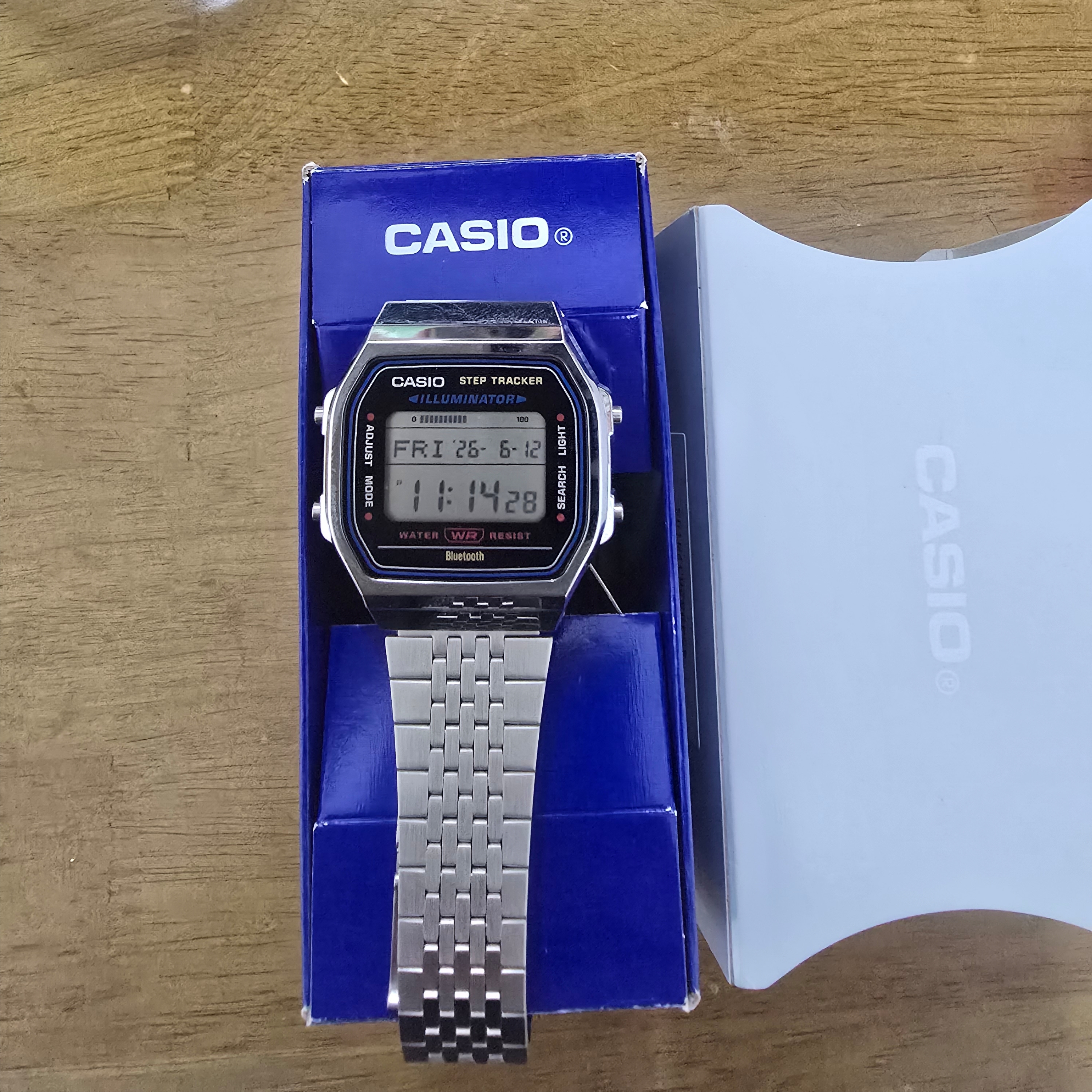 Casio ABL-100WE-1A 착용 스타일
