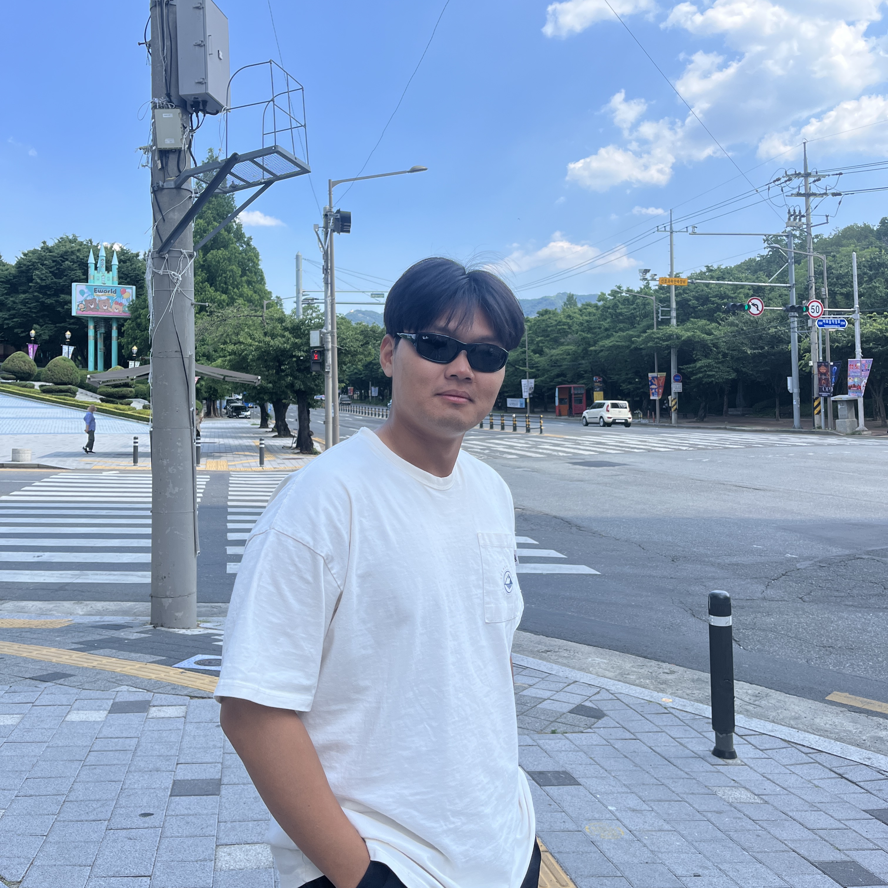 Ray-Ban DADDY-O II Polished Black Frame Green Classic G-15 Lenses 착용 스타일 - 2