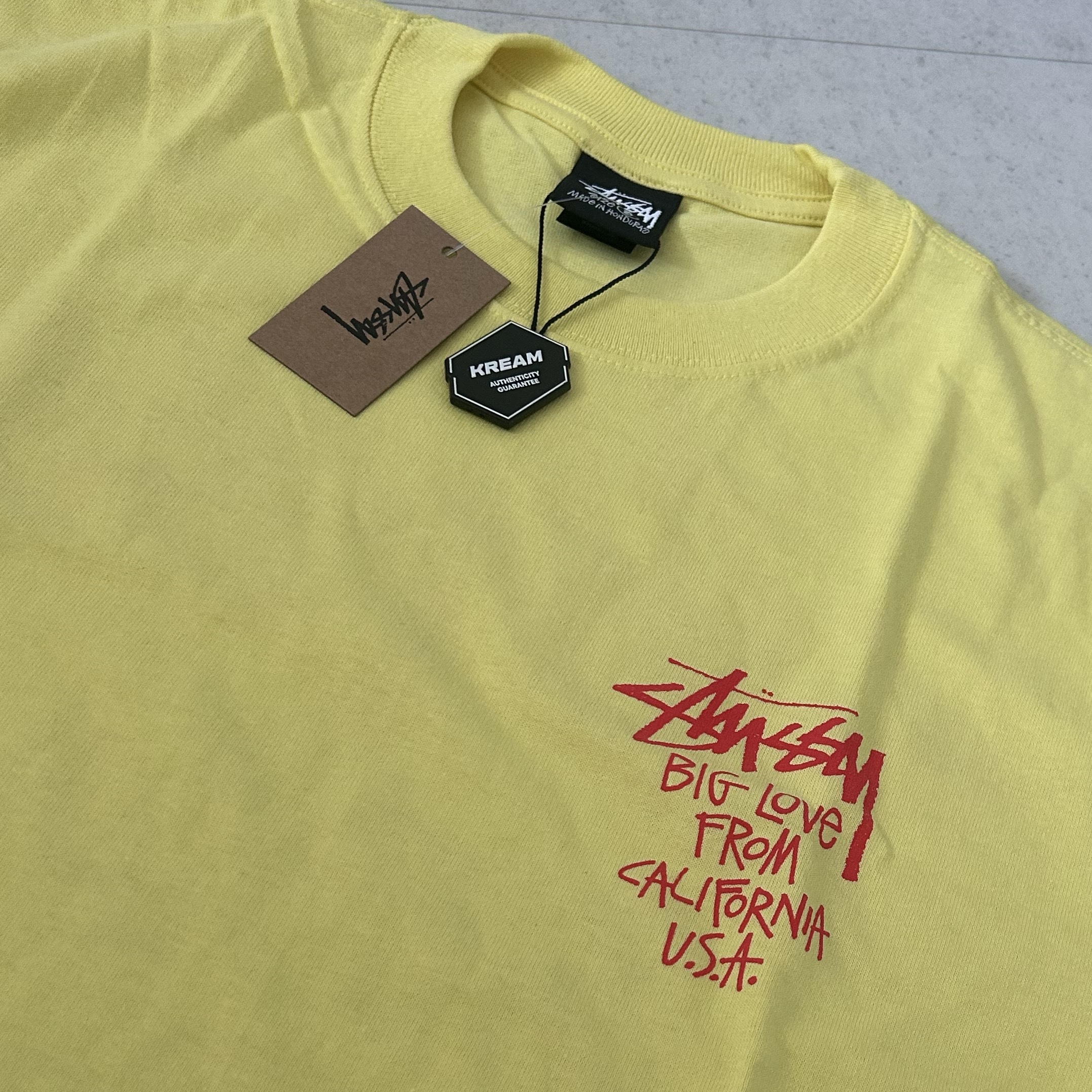 Stussy Big Love T-Shirt Lemon 착용 스타일