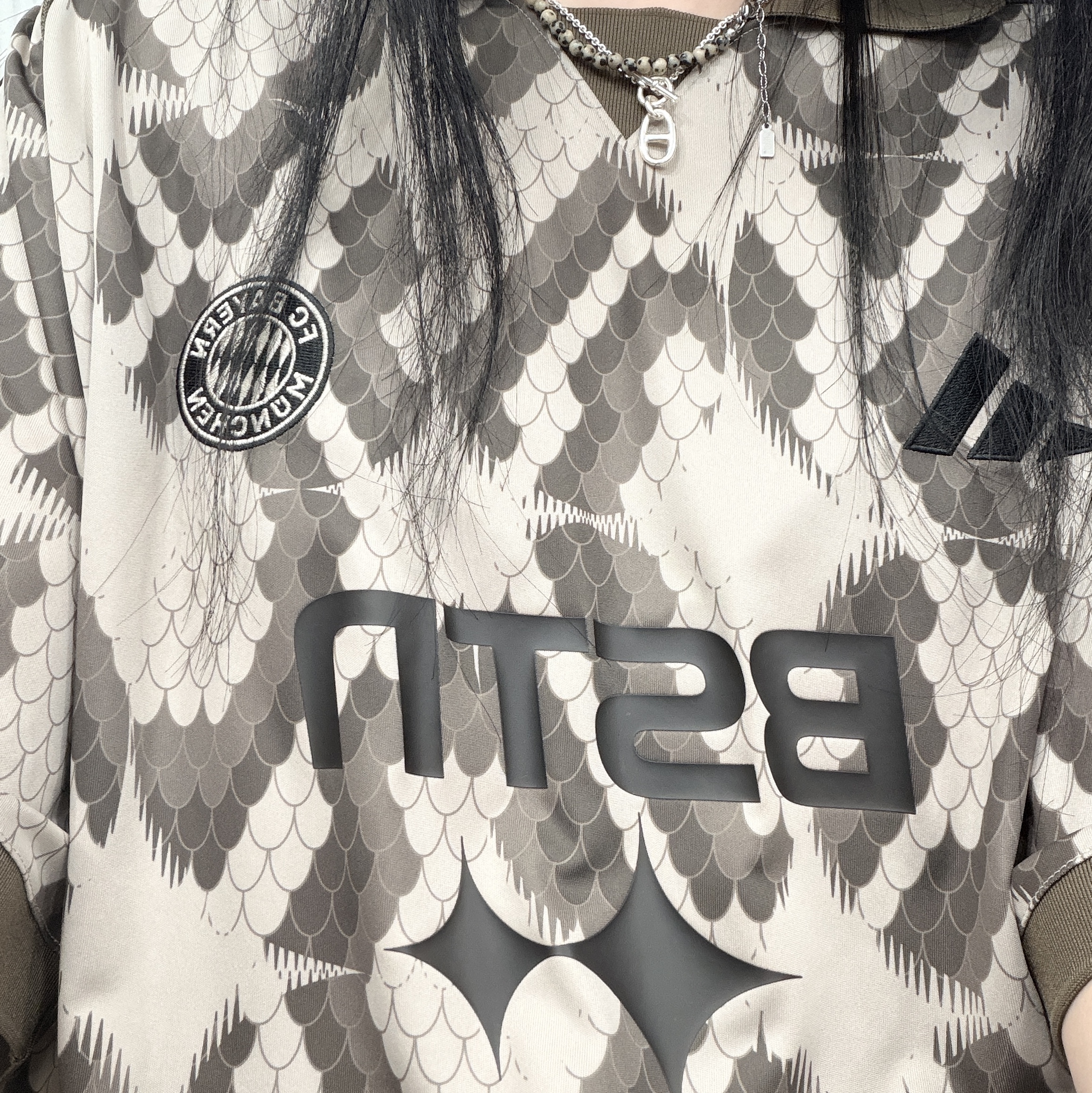 Adidas x BSTN FC Bayern Jersey Light Brown - KR Sizing 착용 스타일
