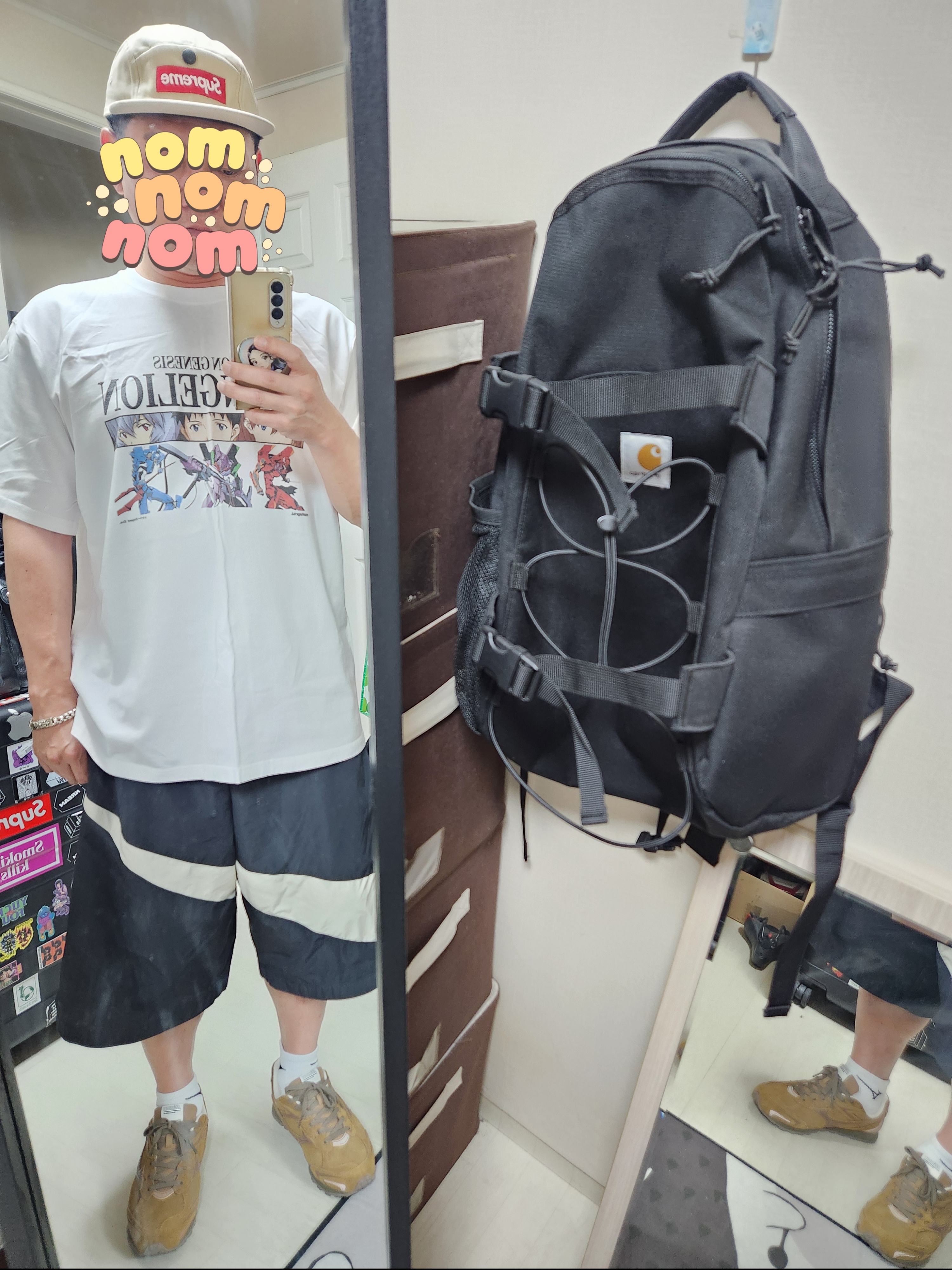 Mahagrid x Evangelion Neon Genesis T-Shirt White, Mizuno LG 60S 2K Brown 착용 스타일