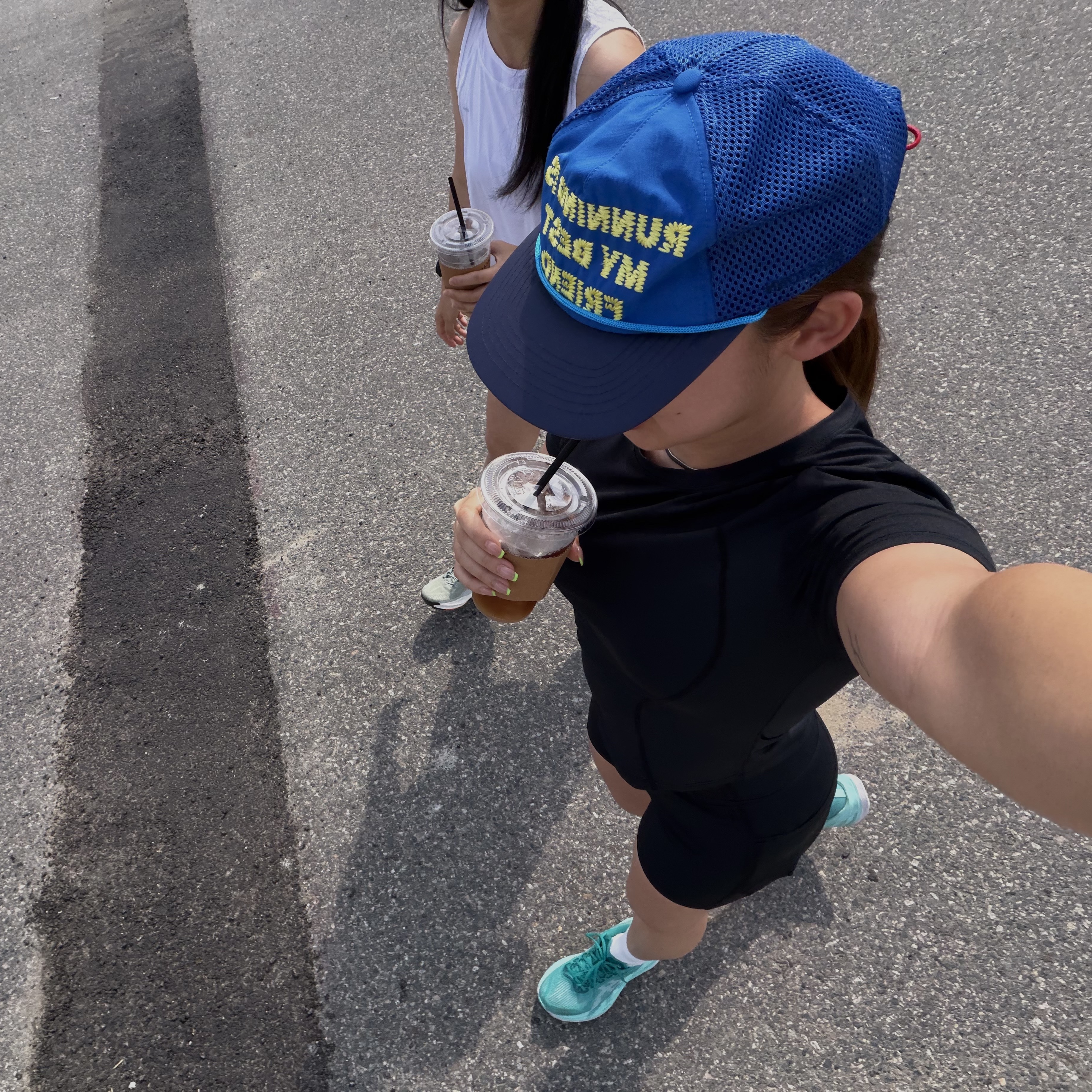 Alex Zono Running Is My Best Friend Trucker Blue, Asics Superblast 2 Wave Teal Illuminate Mint 착용 스타일