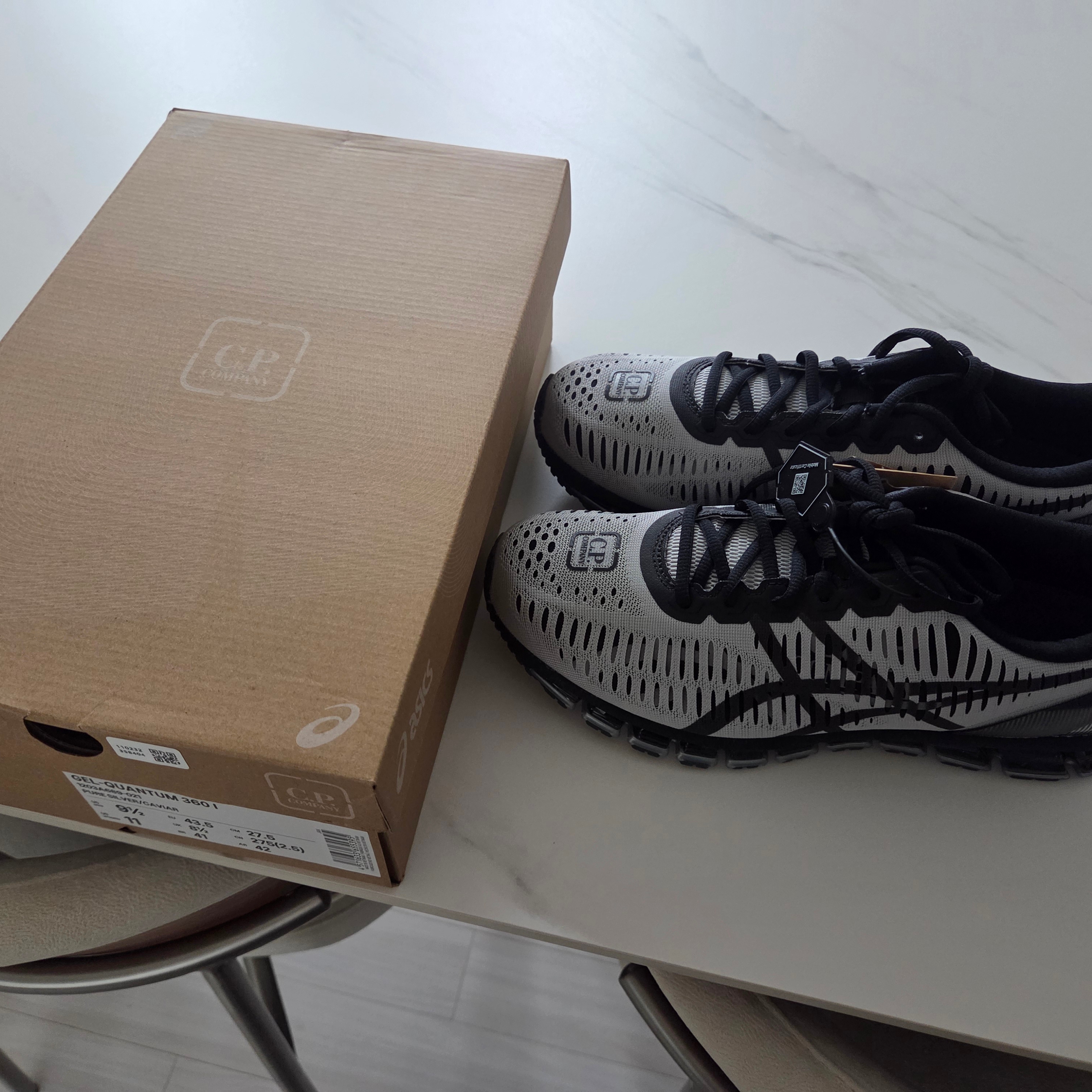Asics x C.P. Company Gel-Quantum 360 I Pure Silver Caviar 착용 스타일 - 2