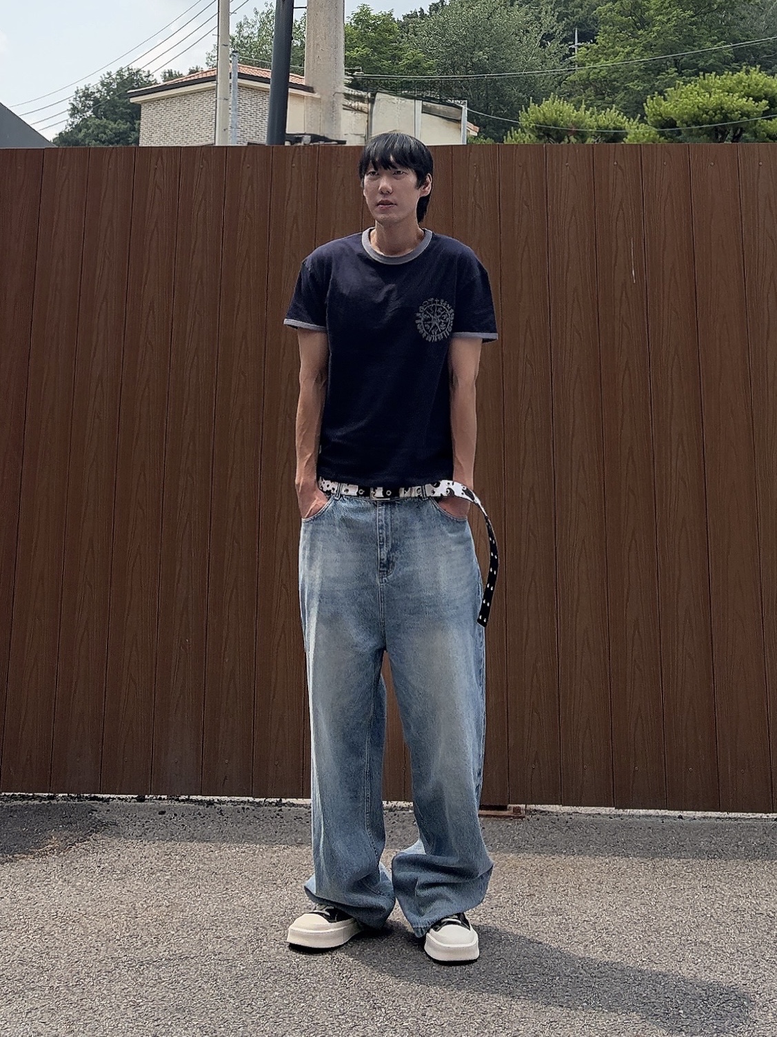 NOD Wide Baggy Denim pants Mid blue 착용 스타일 - 1