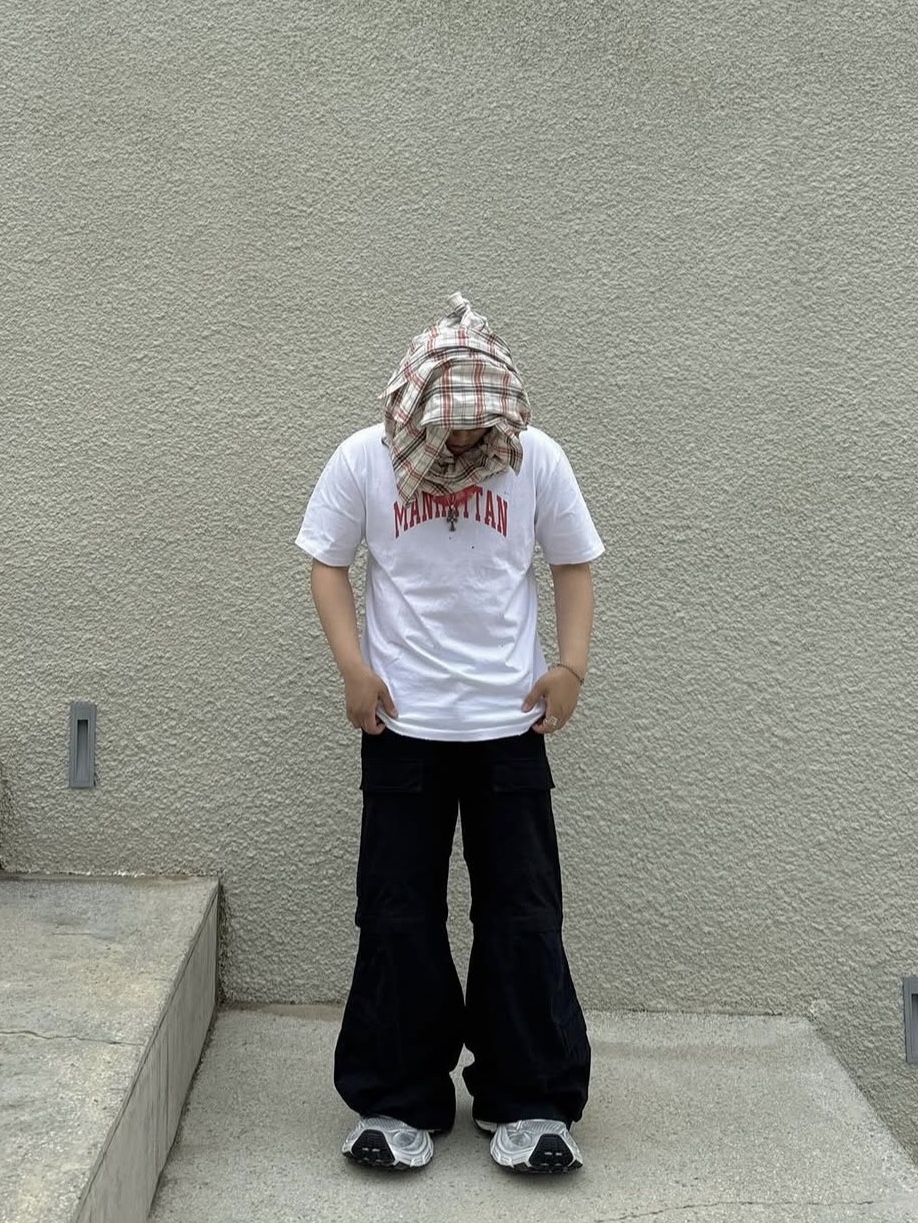 (W) Balenciaga 10XL Sneakers White Grey Silver Black, Wooyoungmi Cotton Back Logo T-Shirt White - 26SS 착용 스타일