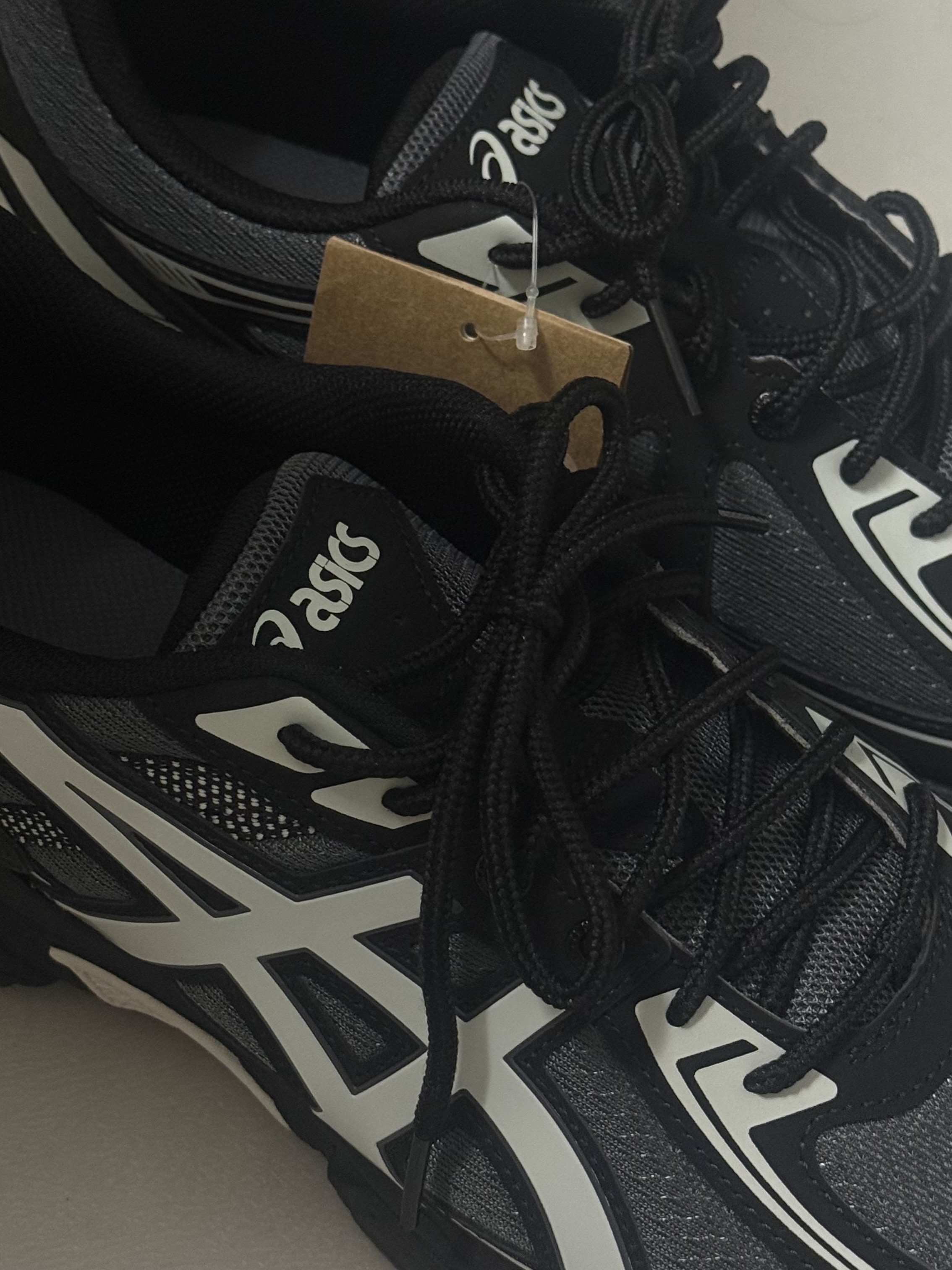 Asics Gel-Venture 6 Carrier Grey 착용 스타일