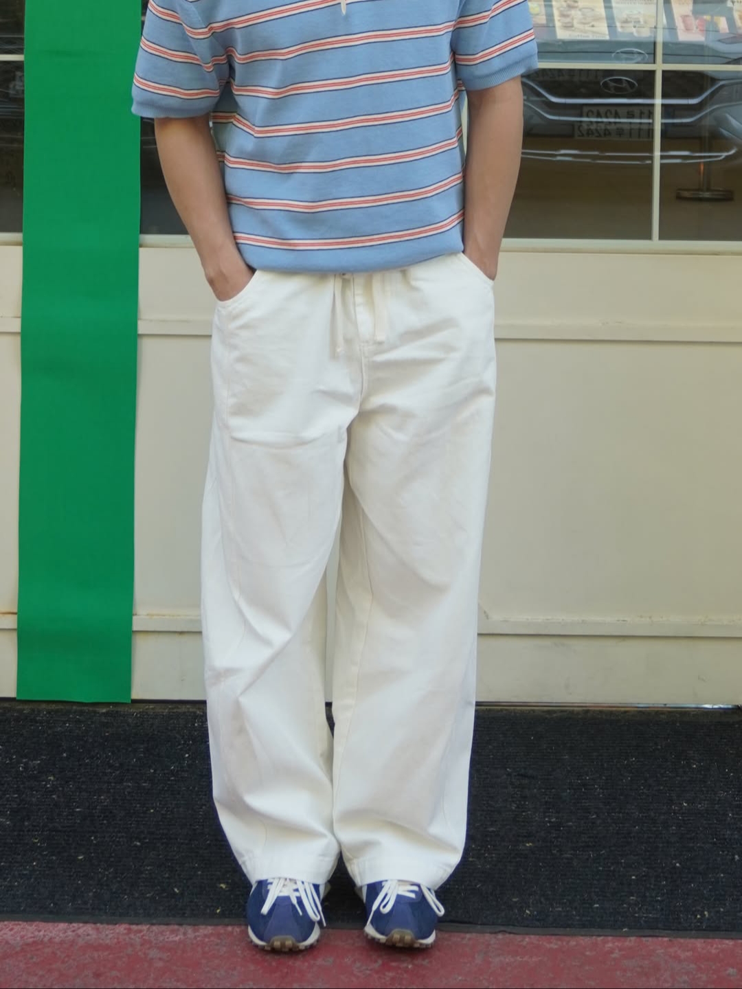 Knitted Outstring Curved Cotton Balloon Pants White, Knitted Outstring Curved Cotton Balloon Pants Black 착용 스타일 - 3