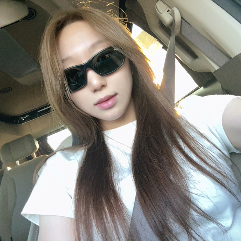 Ray-Ban DADDY-O II Polished Black Frame Green Classic G-15 Lenses 착용 스타일