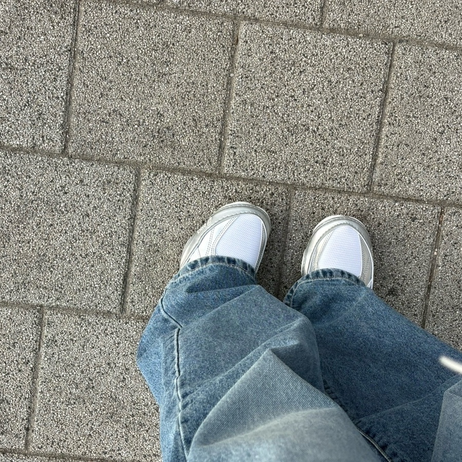 Asics Hypersync White Pure Silver 착용 스타일 - 2