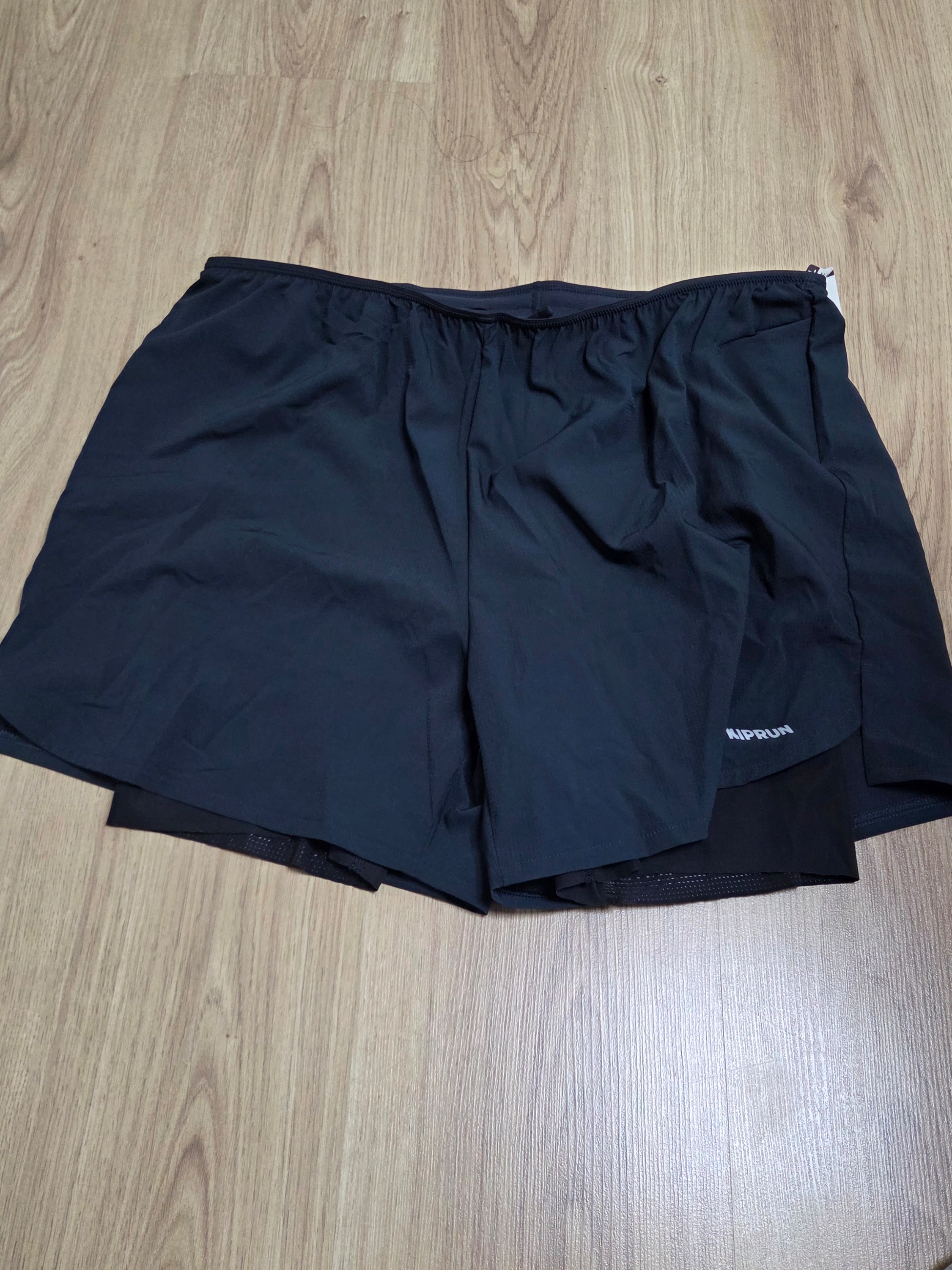 DECATHLON Kiprun Men's Running 2in1 Shorts Run 500 Smoke Black 착용 스타일 - 5
