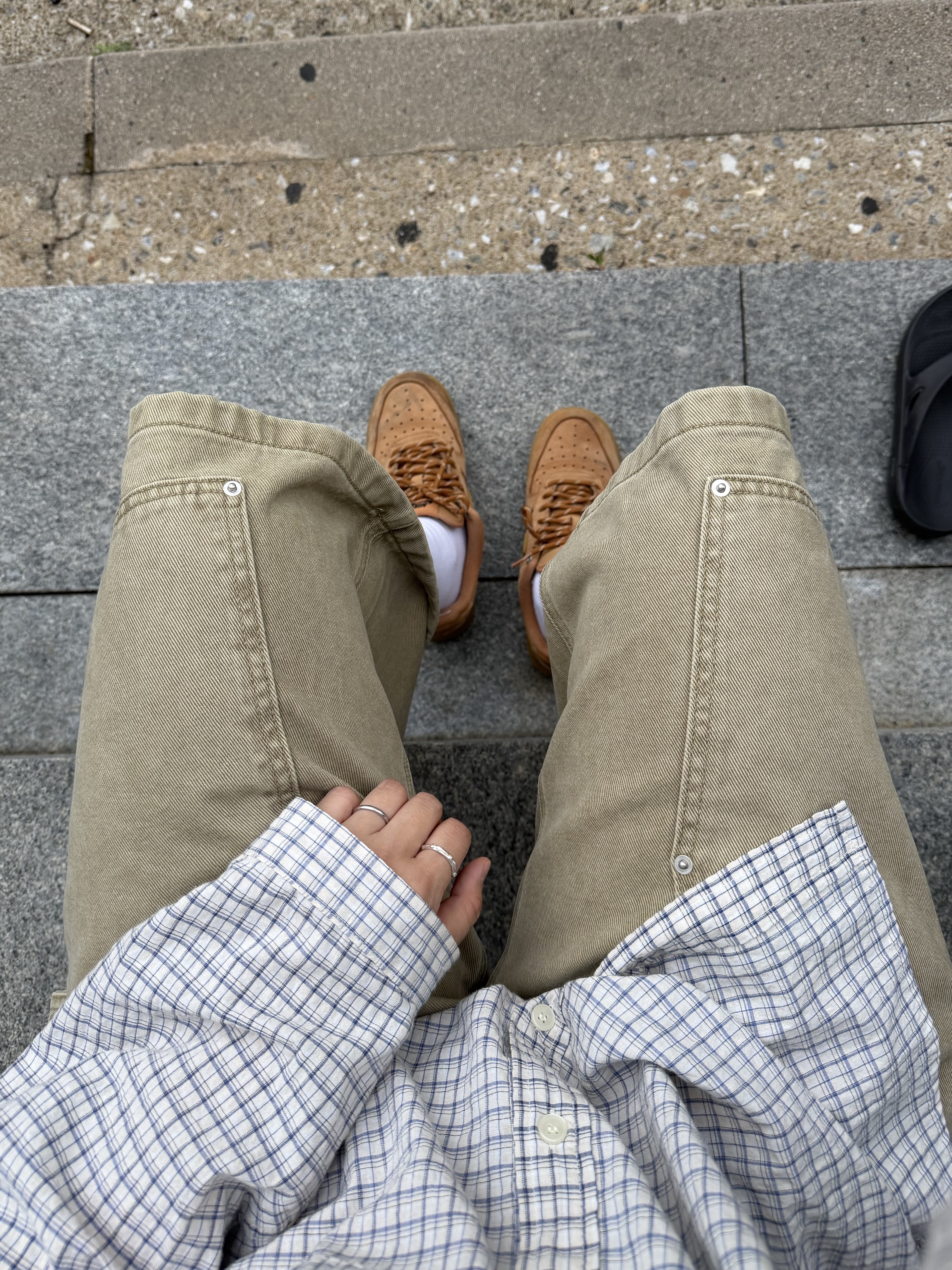 (W) Nike Air Force 1 '07 WB Flax Wheat 착용 스타일 - 3