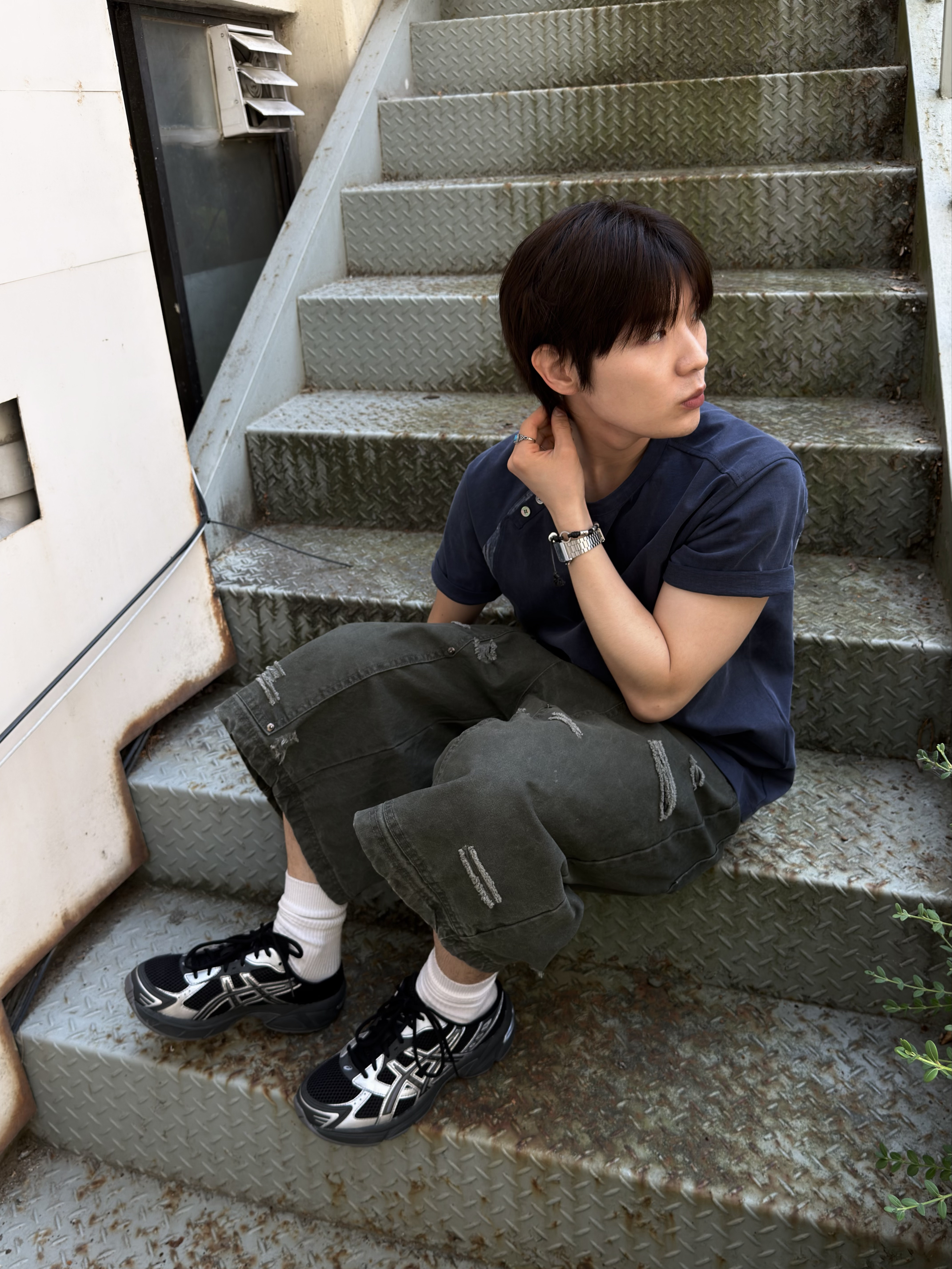 TOWTOW.ARCHIVE Axis Bracelet Black, Asics Gel-1130 Mule Black Graphite Grey 착용 스타일 - 1