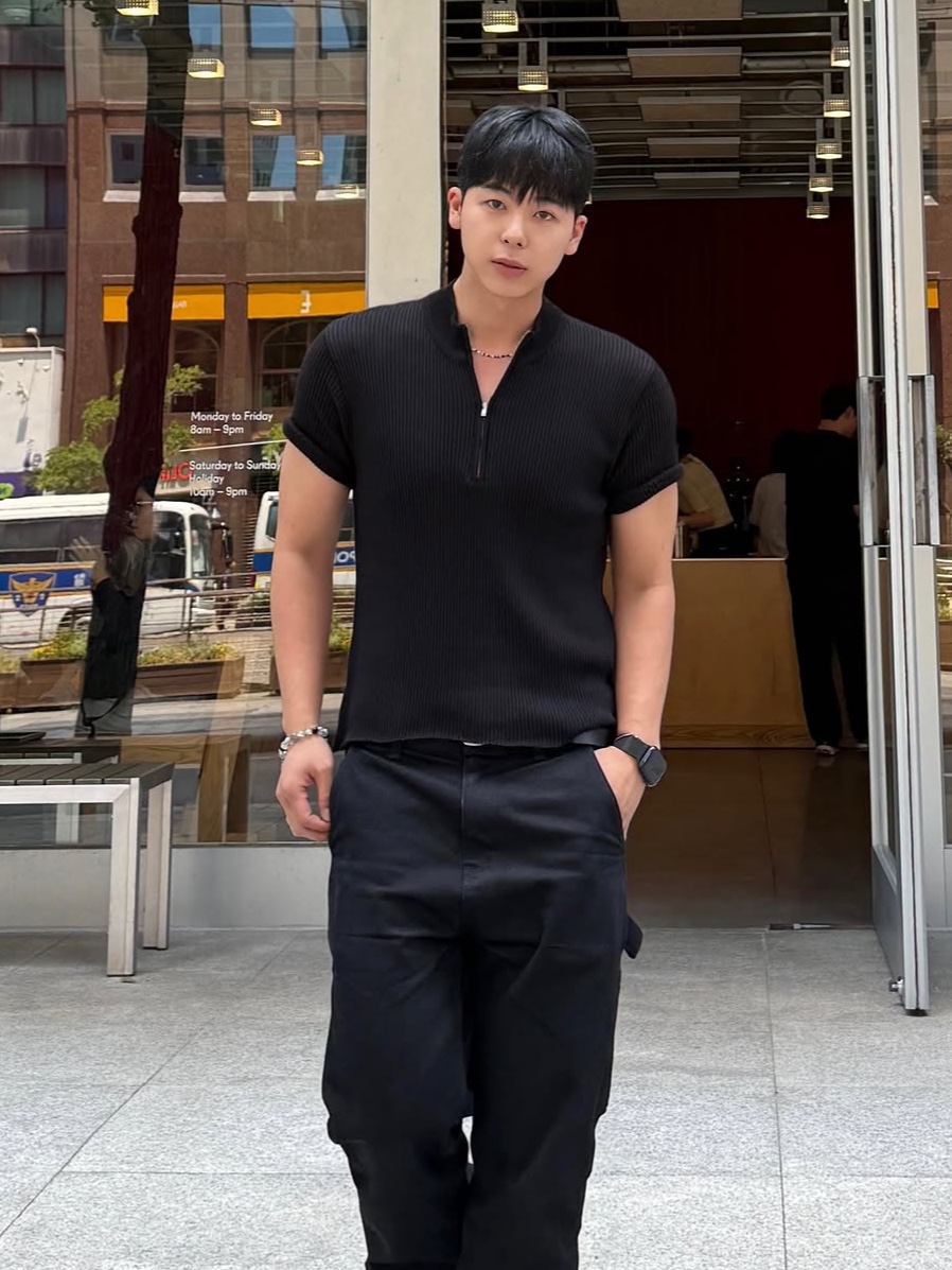PHOS333 M Slim Fit Half Zip Knit Black 착용 스타일 - 4