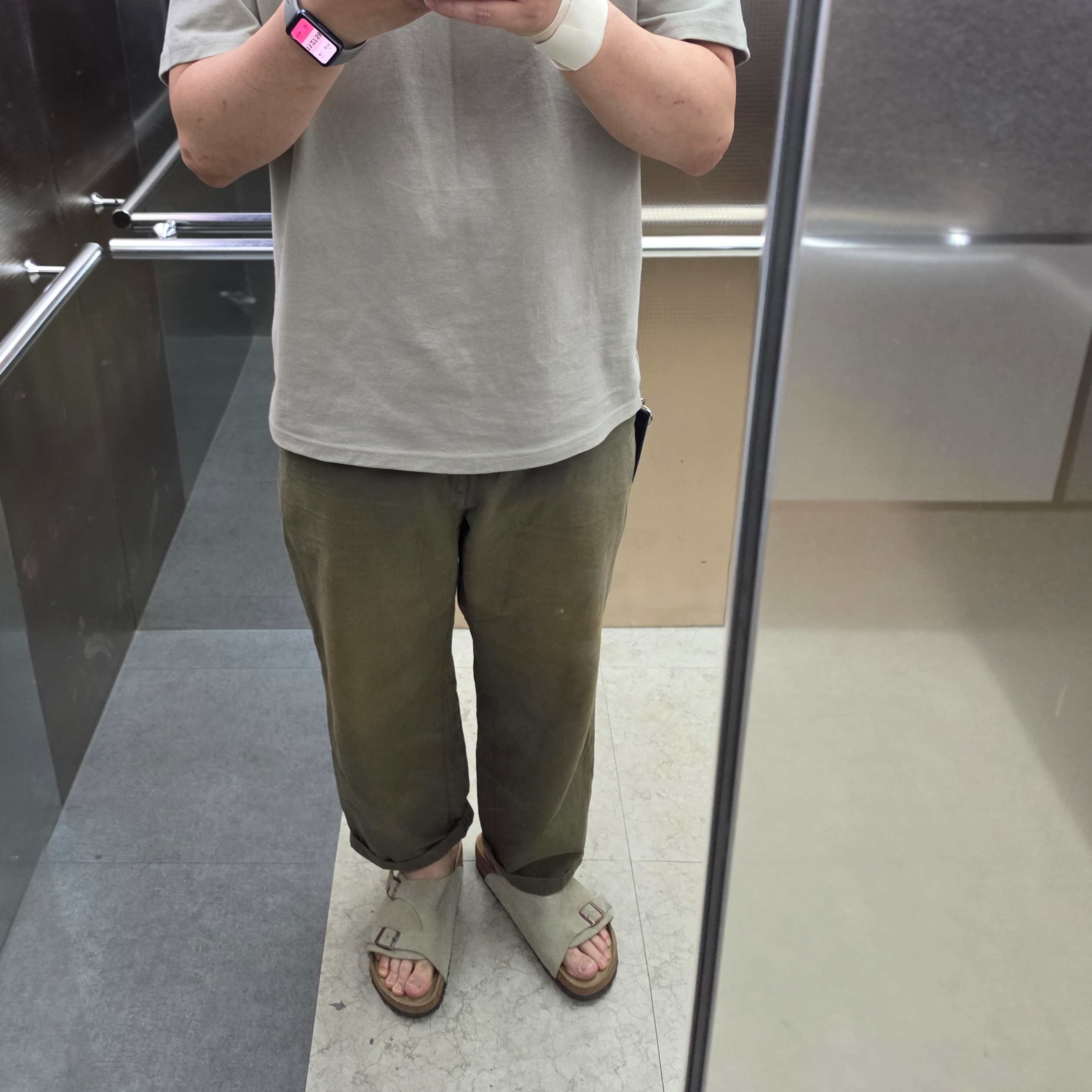 Birkenstock Zurich Soft Footbed Faded Khaki - Regular 착용 스타일