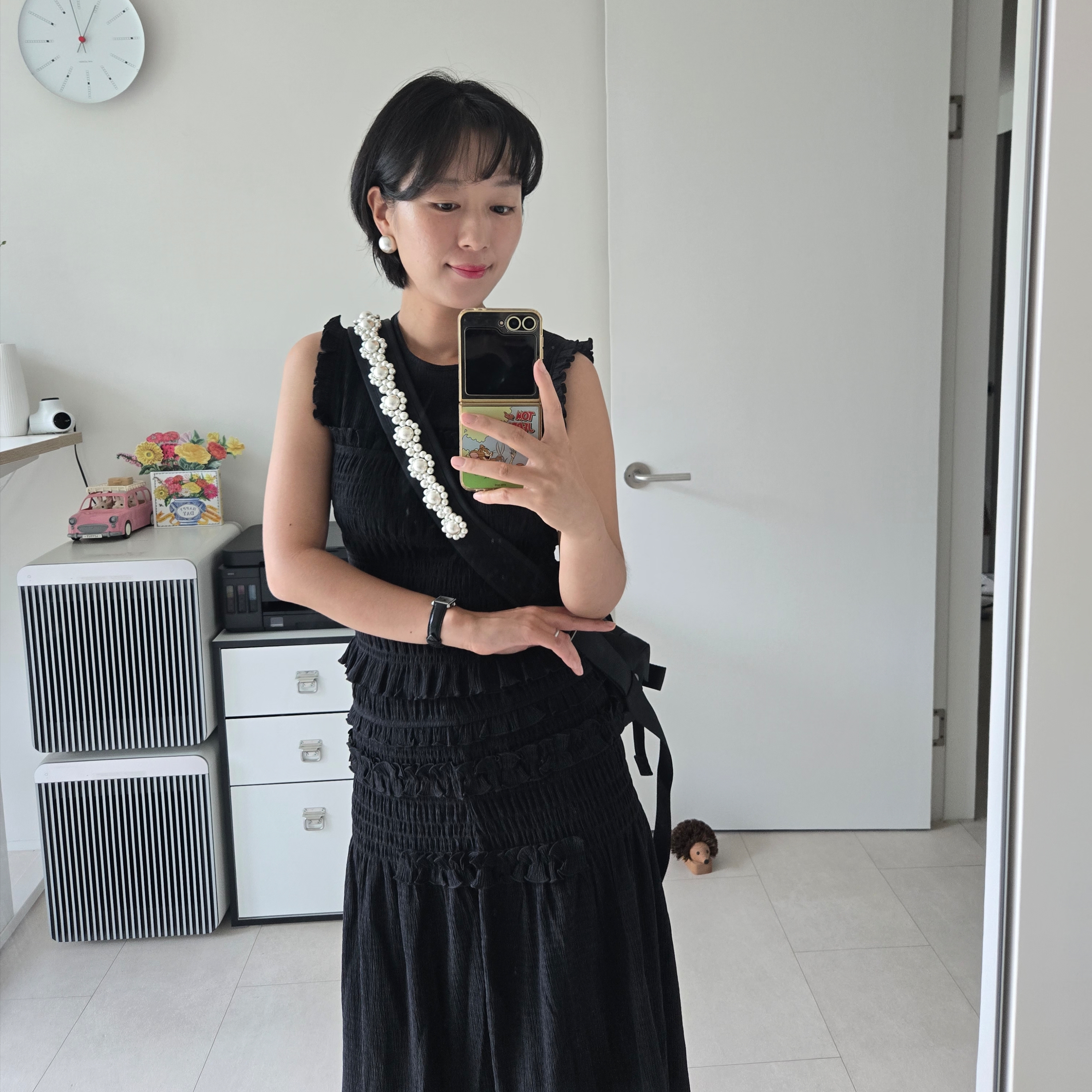 (W) Uniqlo x Cecilie Bahnsen Shirring Sleeveless Top Black, (W) Uniqlo x Cecilie Bahnsen Shirring Skirt Black 착용 스타일