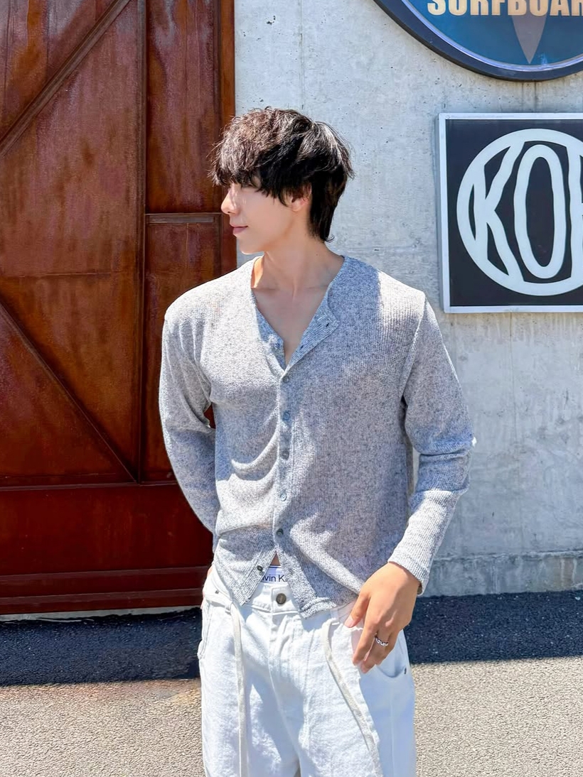 Knitted Summer Long Sleeve Cardigan Grey, Knitted Outstring Curved Cotton Balloon Pants Black 착용 스타일 - 1