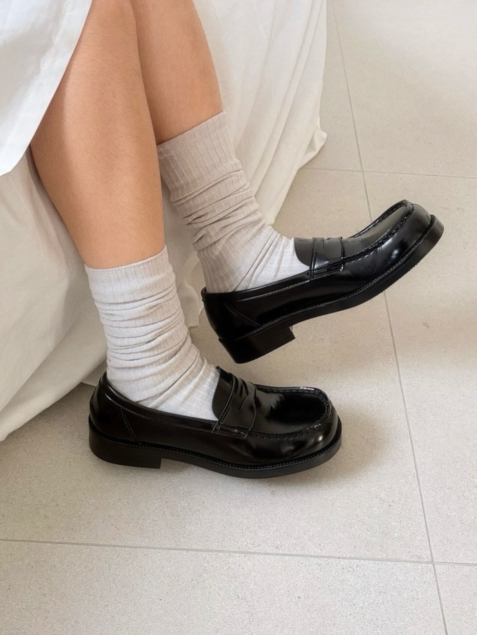 Haruta HS-4900 Oiko Loafer Black 착용 스타일 - 5