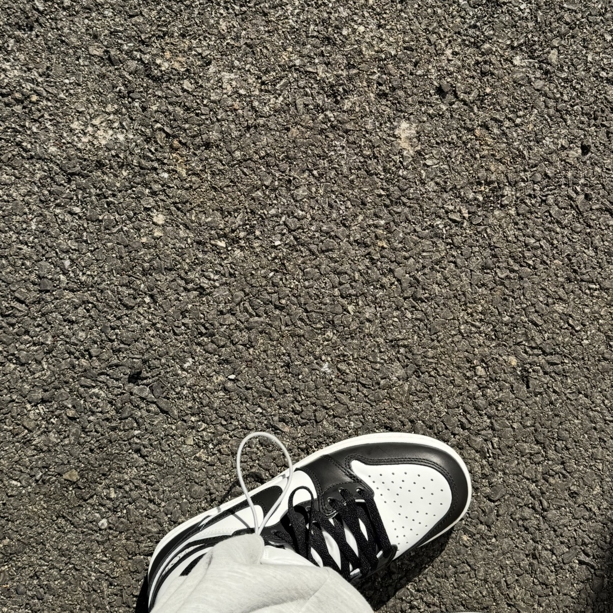Jordan 1 High 85 Black White 착용 스타일