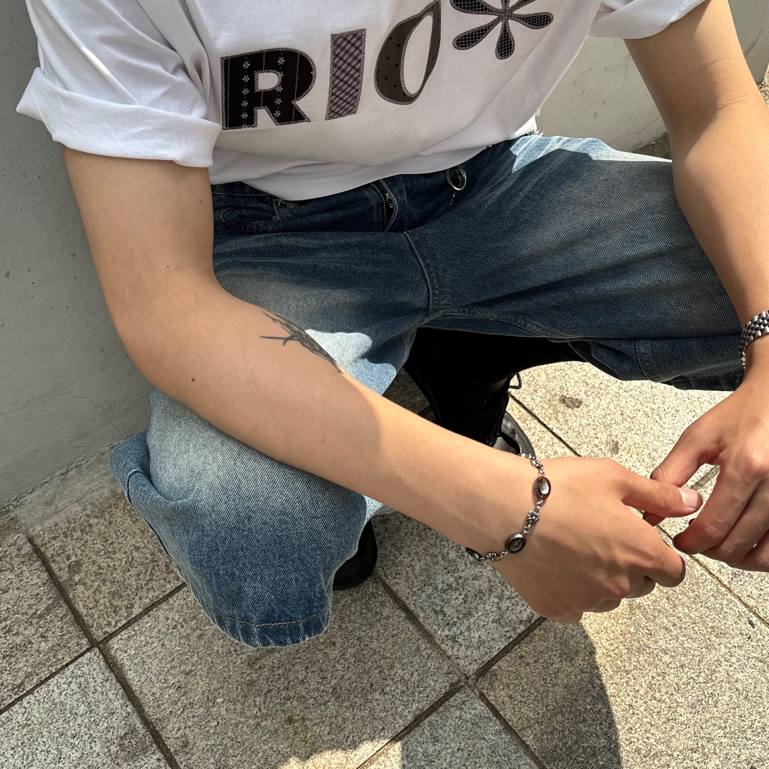 Riomeu Sepia Oval Chain Bracelet 착용 스타일 - 3