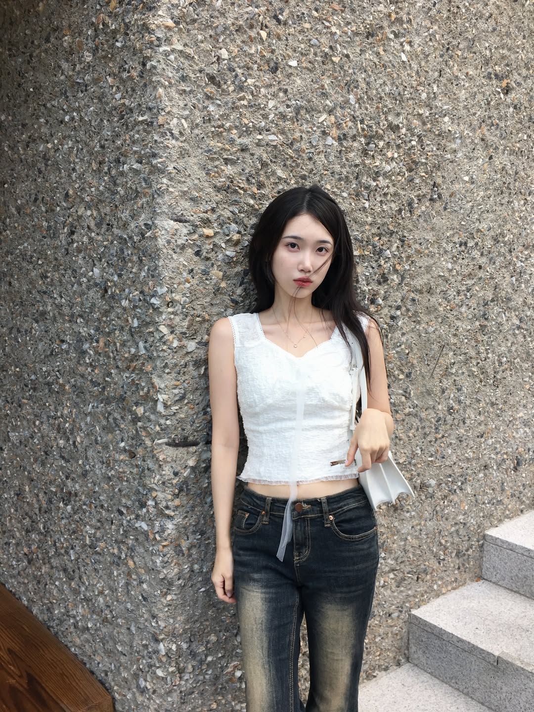 Rosefrantz Chiffon Ribbon Crinkle Sleeveless [Ivory] 착용 스타일 - 2