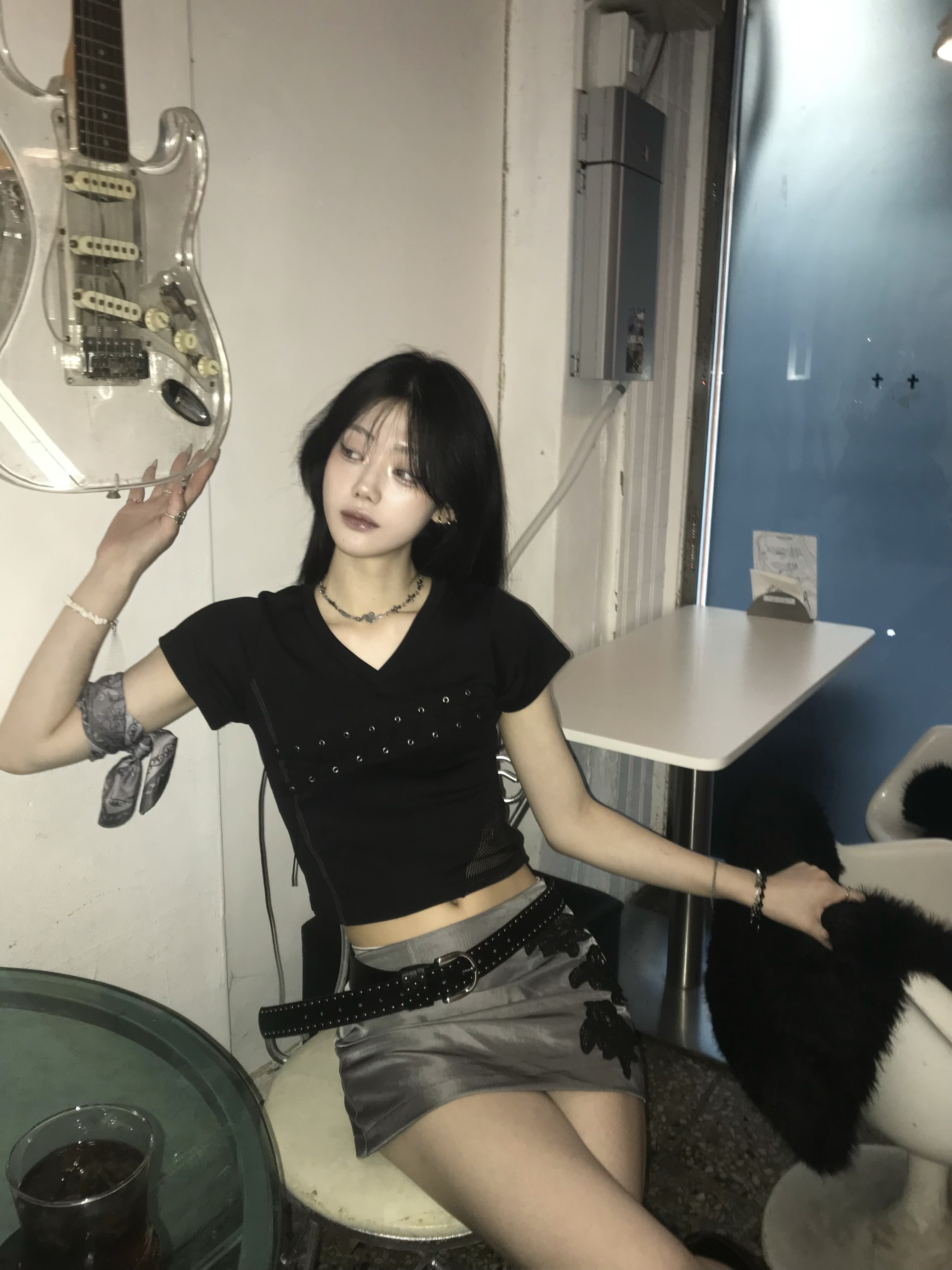 SØAR Flatlock Sporty Corset Top Black 착용 스타일 - 1