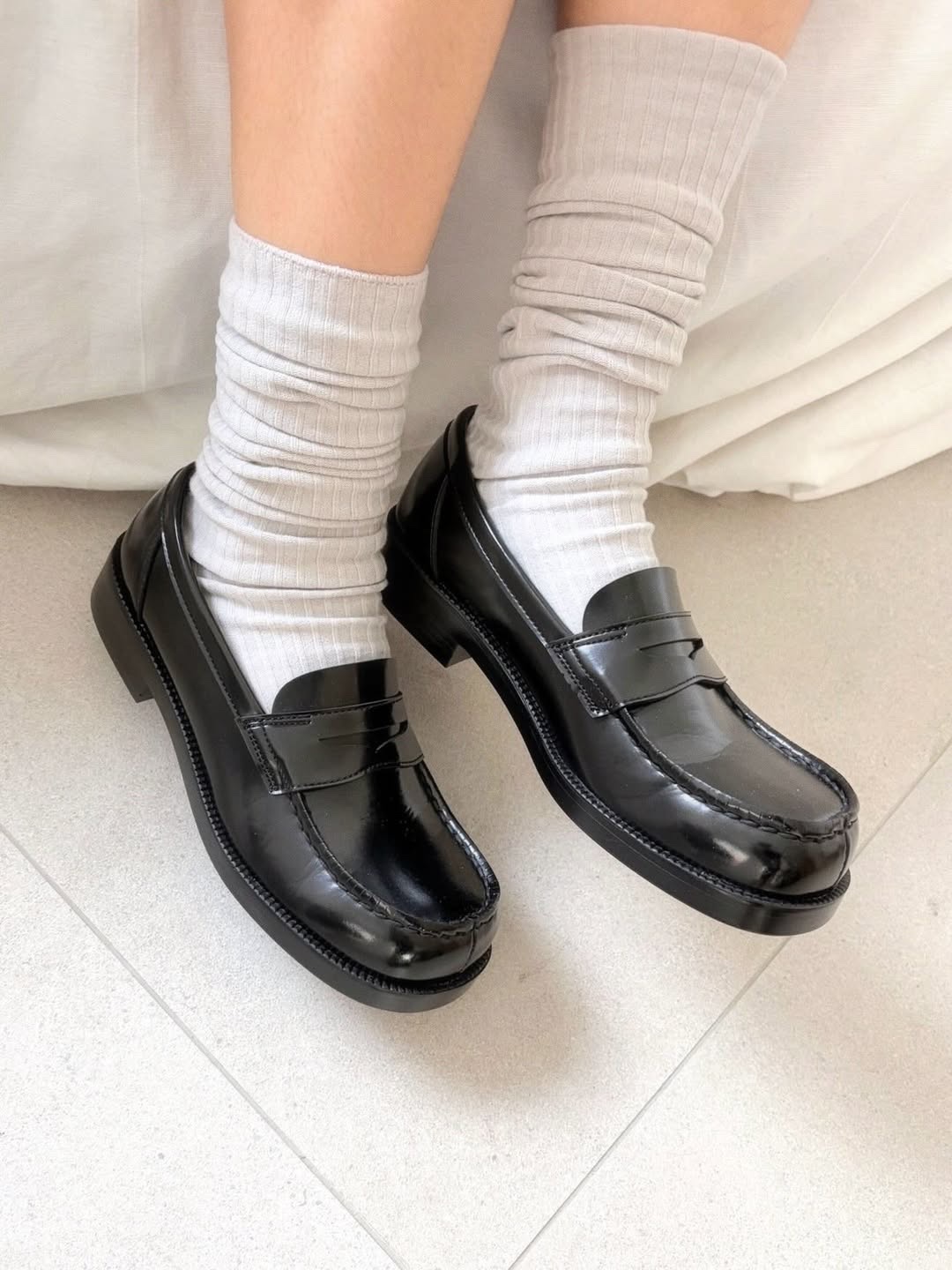 Haruta HS-4900 Oiko Loafer Black 착용 스타일 - 6