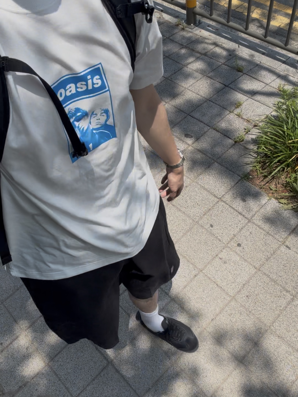 Casio A-158WA-1, Dickies Loose Fit 13 Inch Flat Front Work Shorts Black 착용 스타일 - 1