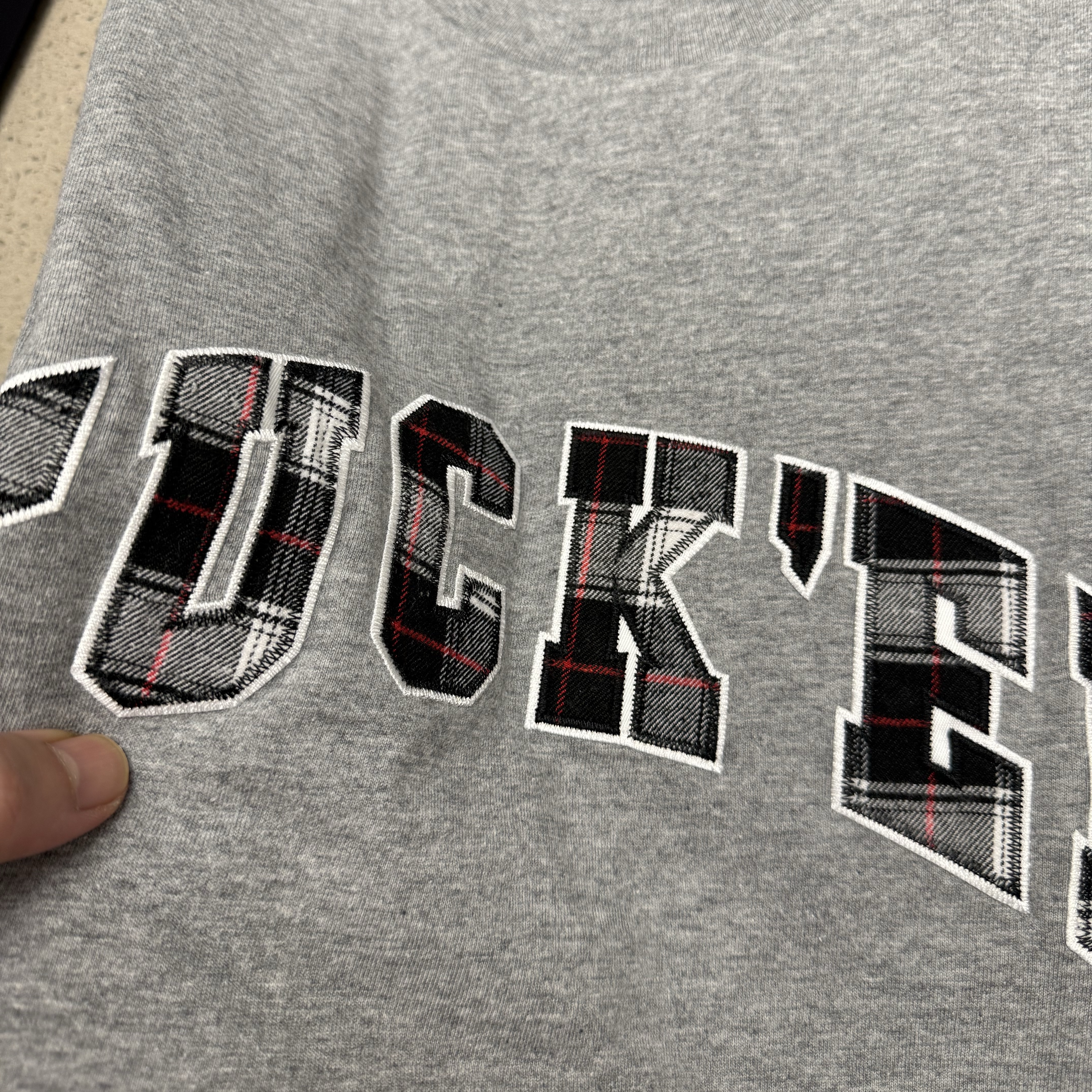 Supreme Fuck Em Plaid S/S Top Heather Grey - 26SS 착용 스타일