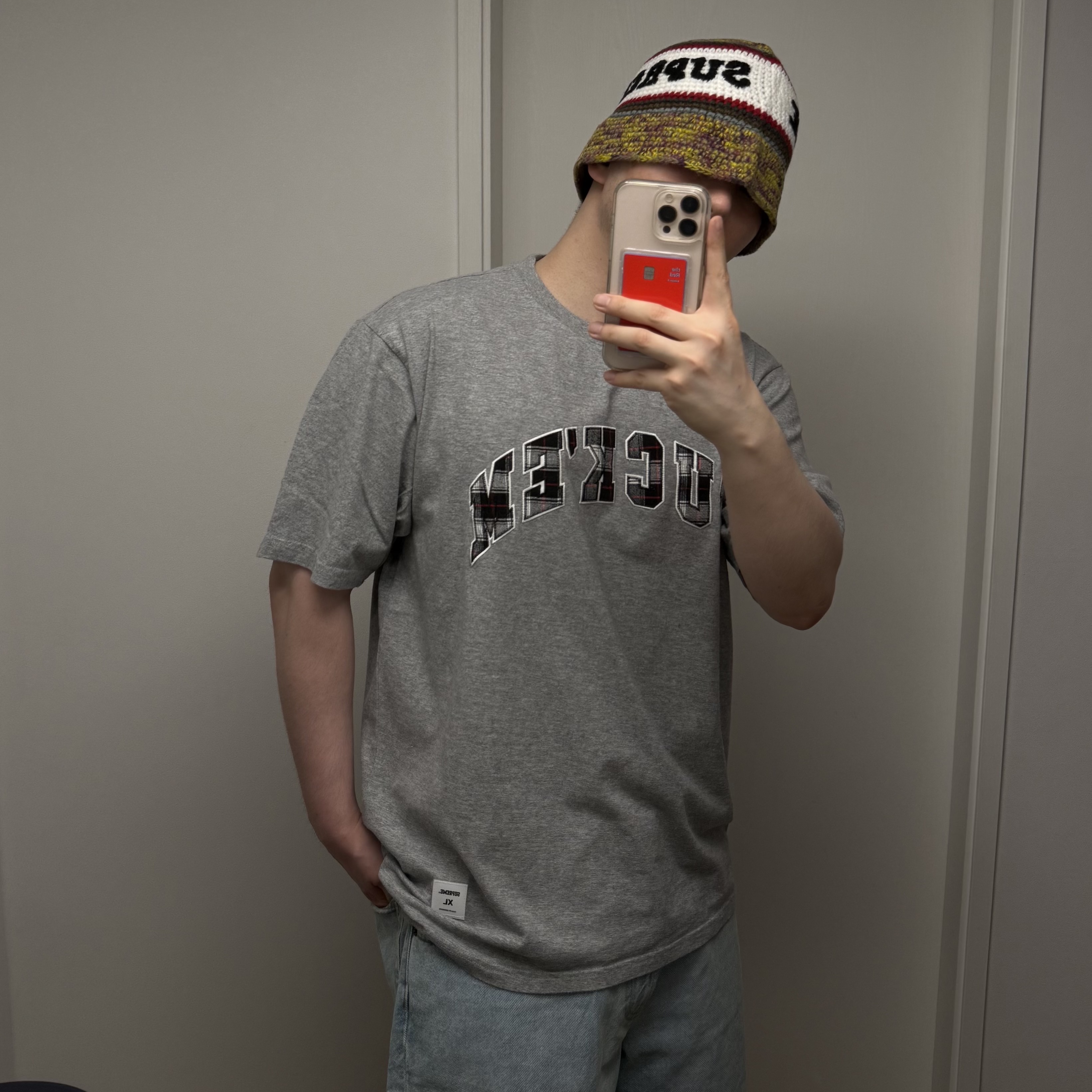 Supreme Fuck Em Plaid S/S Top Heather Grey - 26SS, Supreme Knit Logo Crusher Yellow - 26SS 착용 스타일