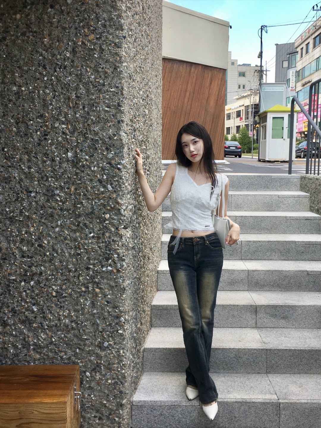 Rosefrantz Chiffon Ribbon Crinkle Sleeveless [Ivory] 착용 스타일 - 5