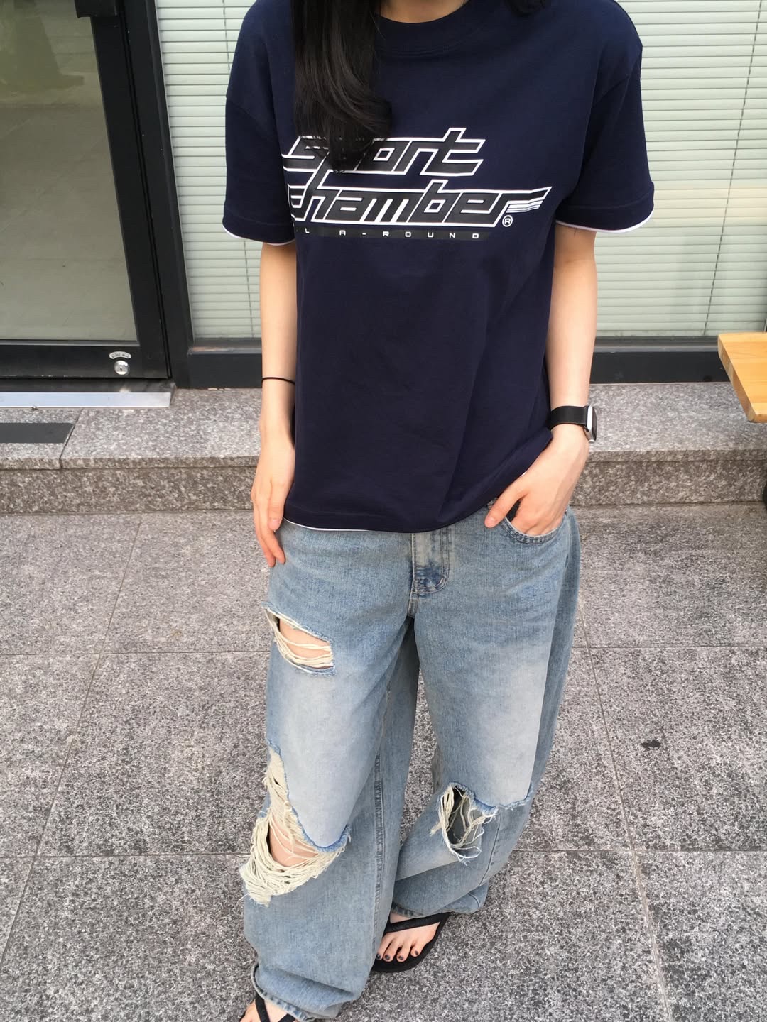 SPORT CHAMBER Pulse Logo T-Shirt Navy 착용 스타일 - 3