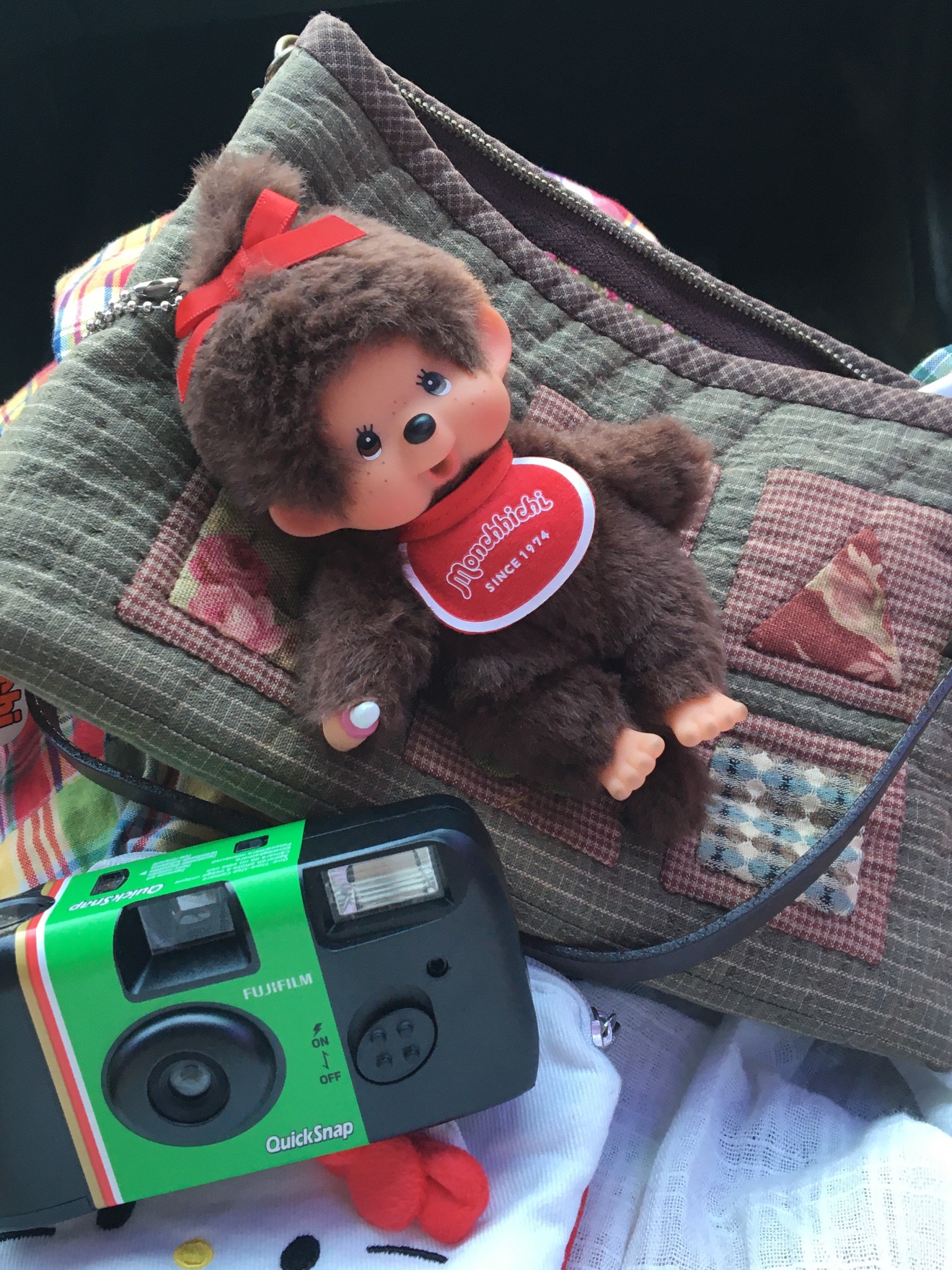 Monchhichi SS Girl Key Chain Brown, Crocs Echo Wave Black 착용 스타일 - 6
