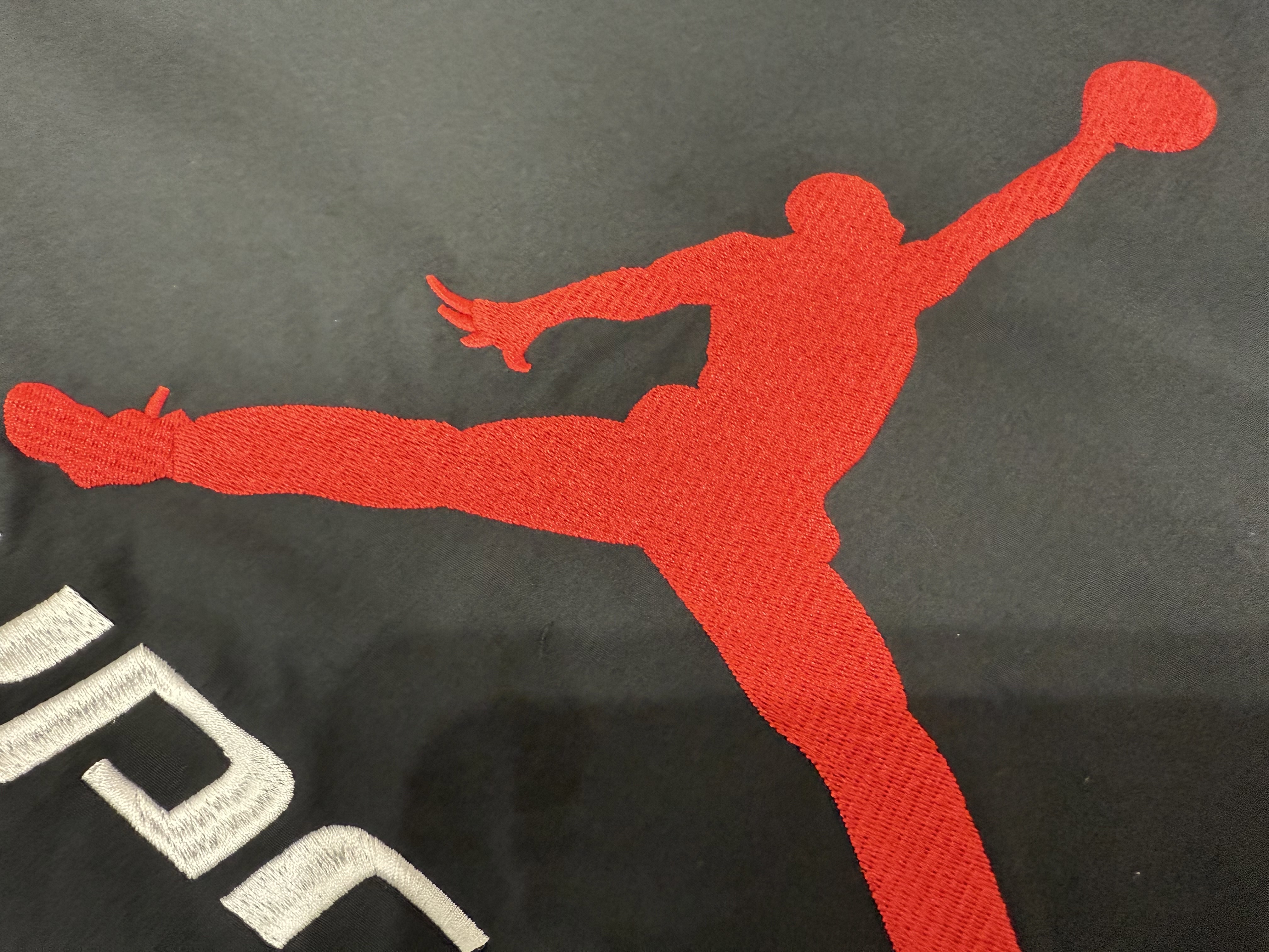 Supreme x Jordan Track Jacket Black - 26SS 착용 스타일 - 5