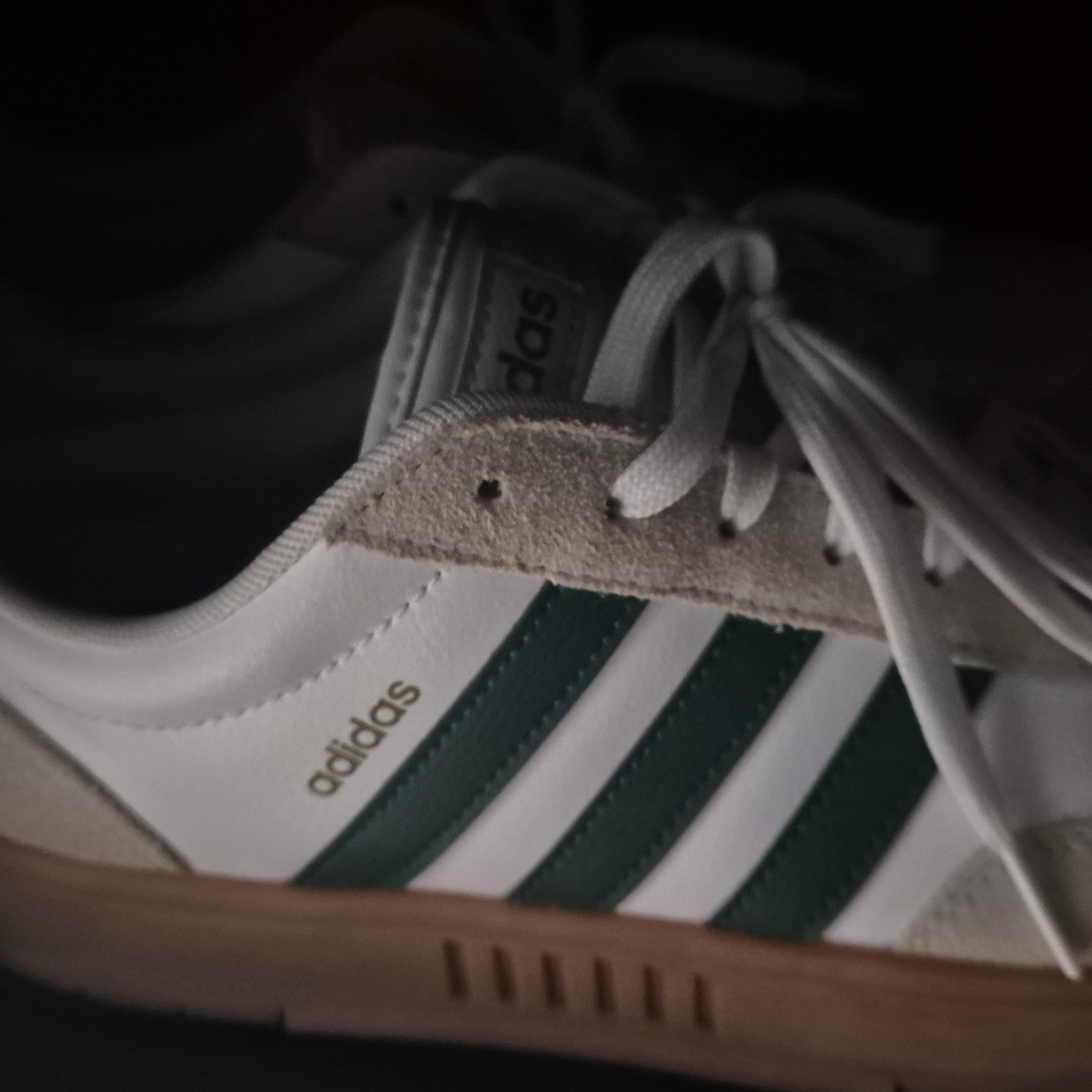 Adidas Gradas Collegiate Green 착용 스타일