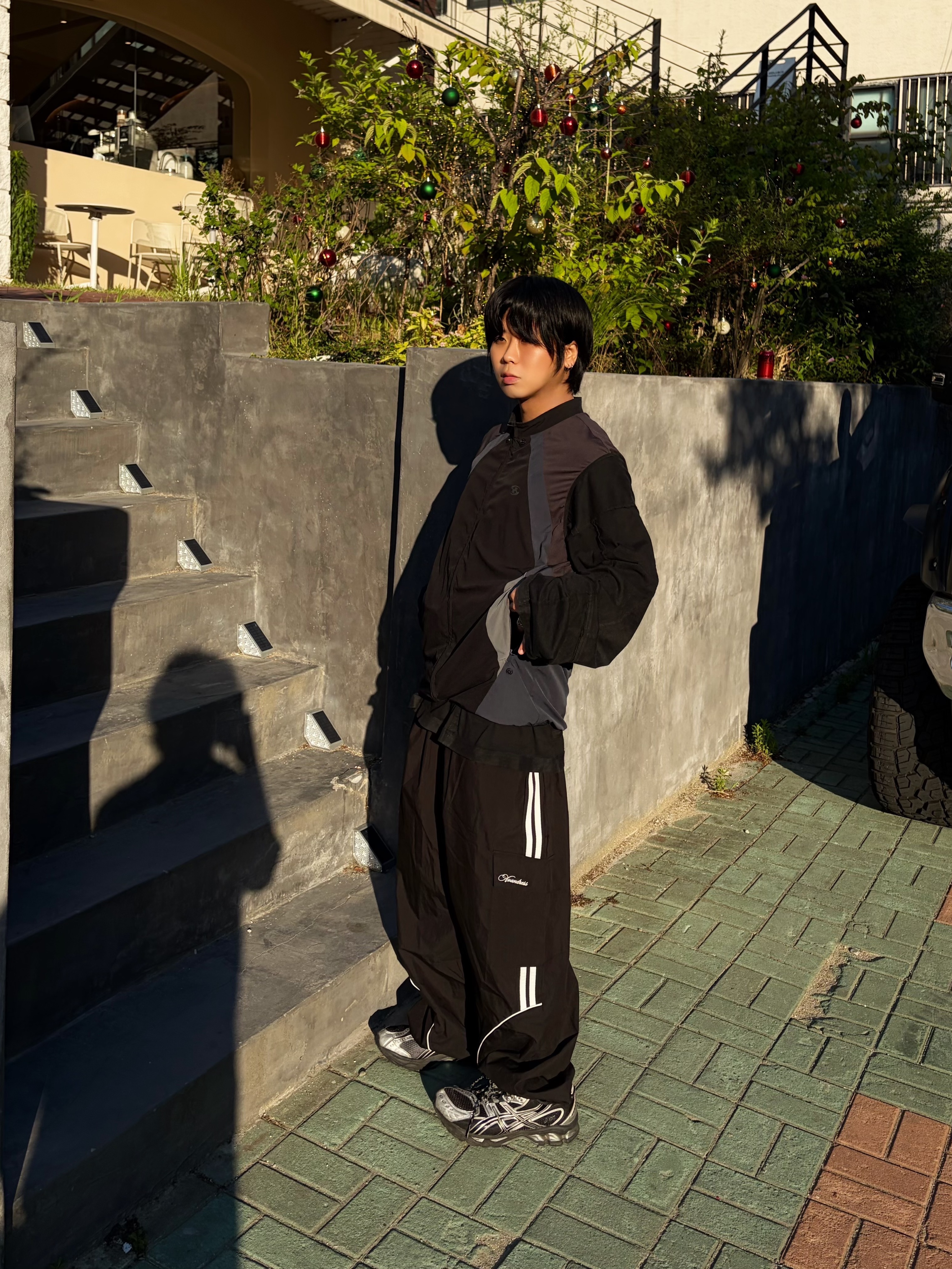 Sansan Gear Conversion Jacket Black - 23SS, Asics Gel-Nimbus 10.1 Black Pure Silver - Korea Exclusive 착용 스타일 - 2