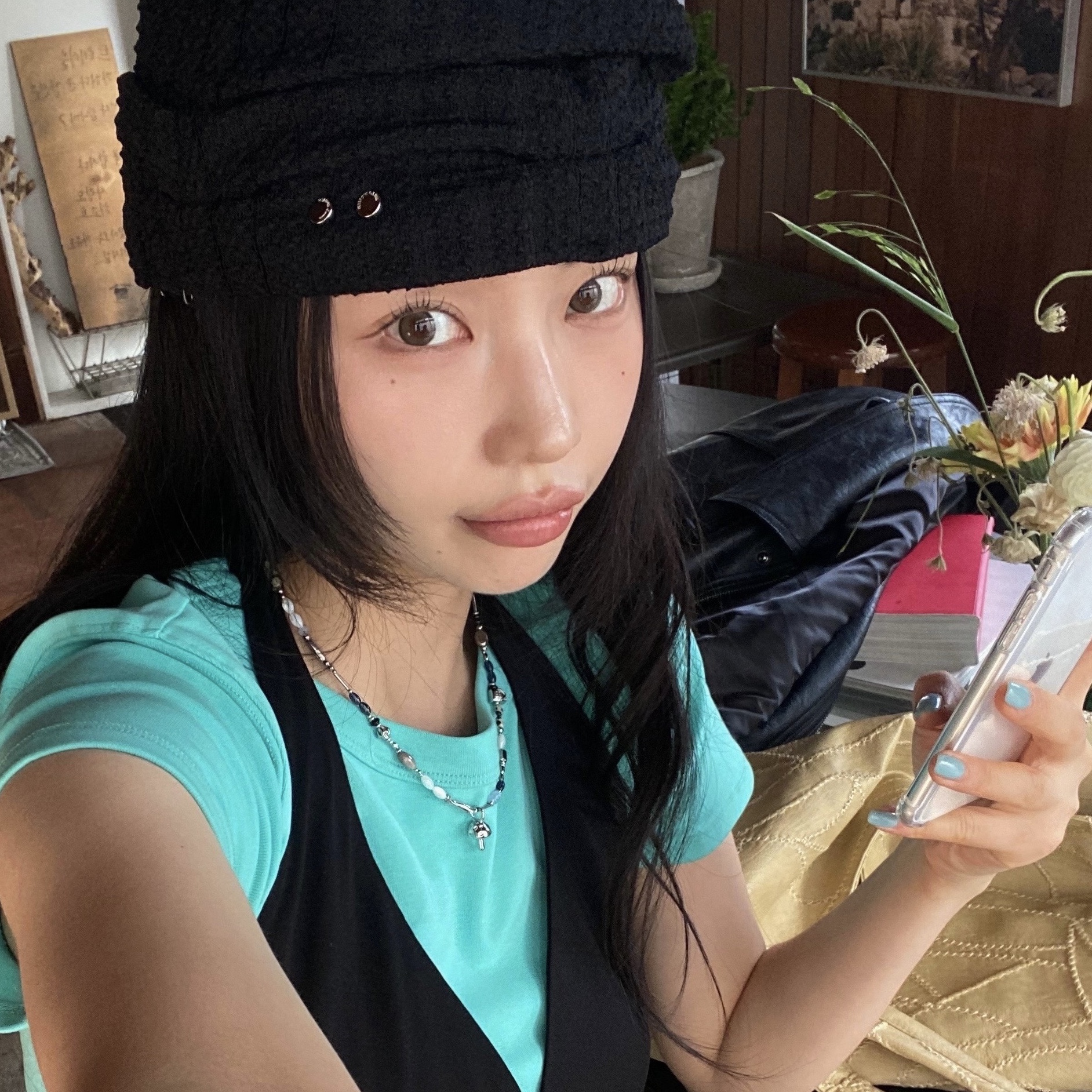 Riomeu Parasola Mushroom Necklace 착용 스타일
