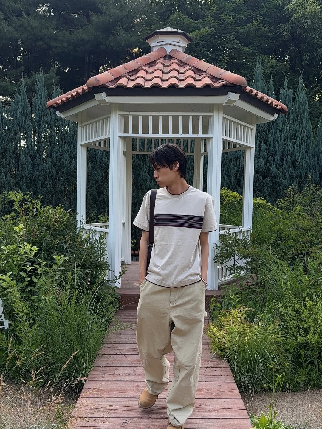 SPORT CHAMBER Spectrum T-shirt LIGHT BEIGE 착용 스타일 - 3