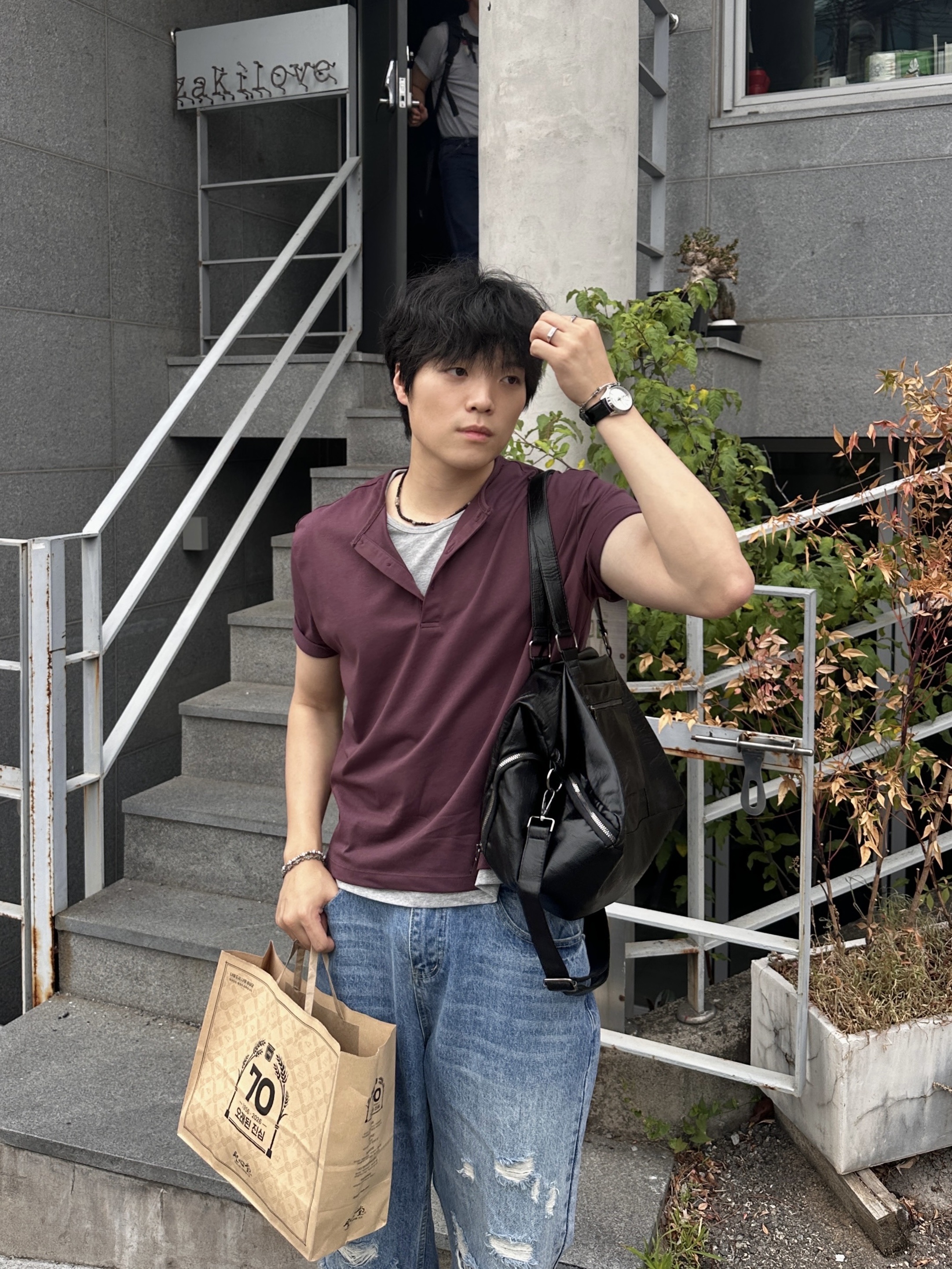 Dr. Martens 1461 Bex Crazy Horse Dark Brown, Casio MTP-1370L-7AVDF 착용 스타일 - 4
