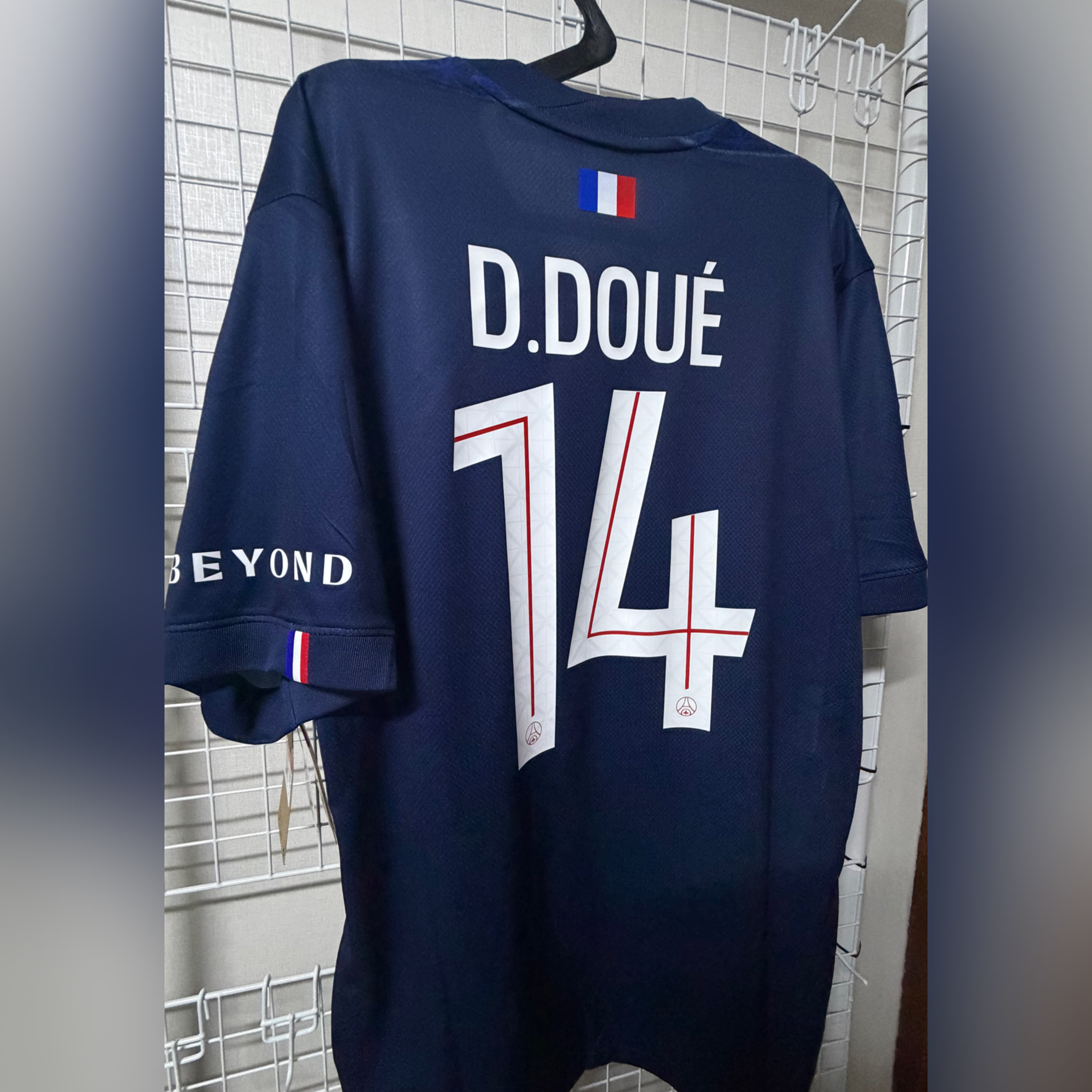 Nike Paris Saint-Germain 2025/26 Stadium Home Dri-Fit Soccer Replica Jersey Midnight Navy (Non Marking Ver.) 착용 스타일 - 2