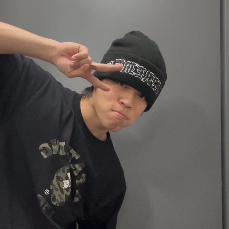 Supreme New Era Old English Beanie Black - 25FW 착용 스타일