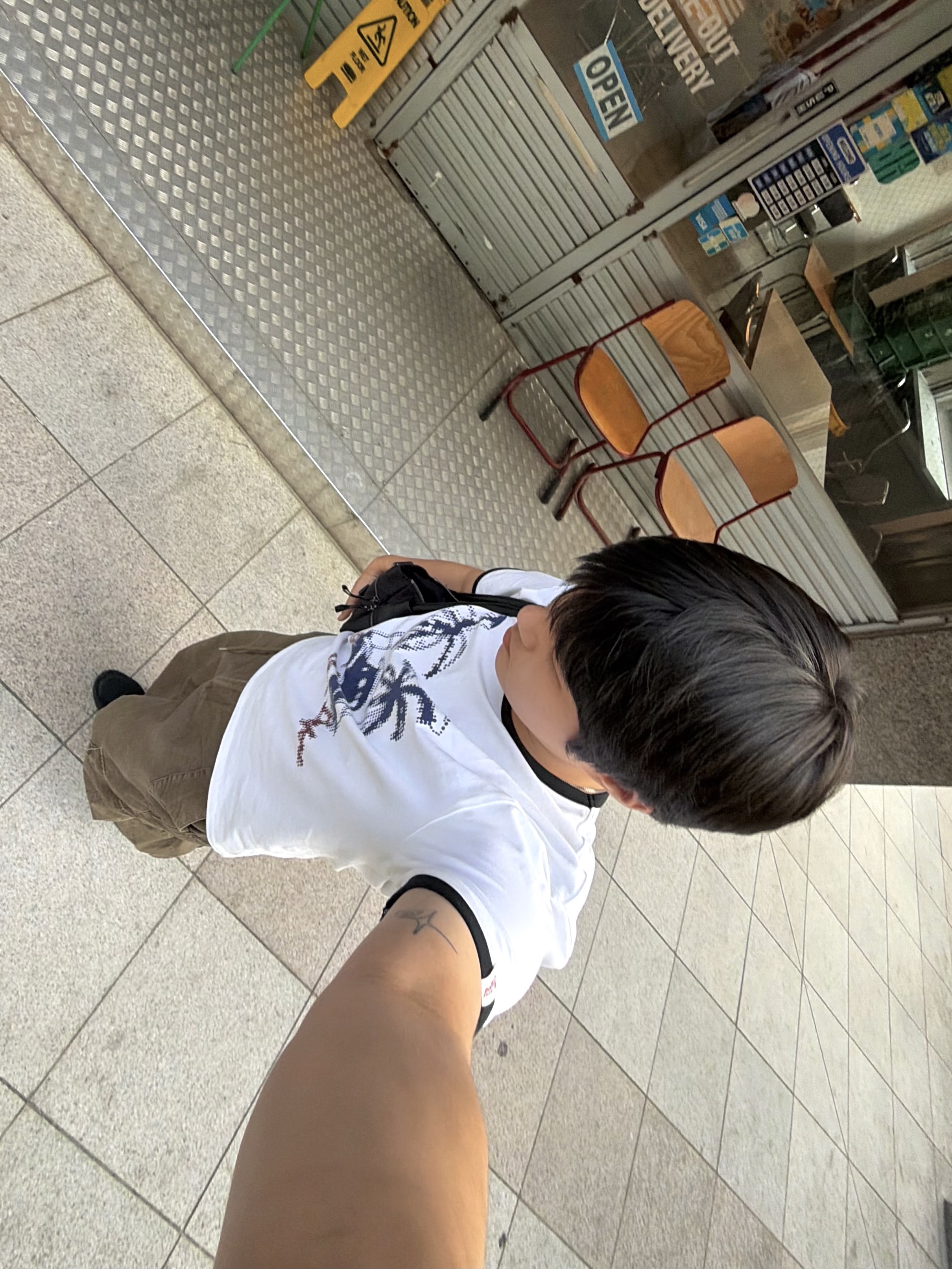 noun Washed Cargo Pants Khaki 착용 스타일