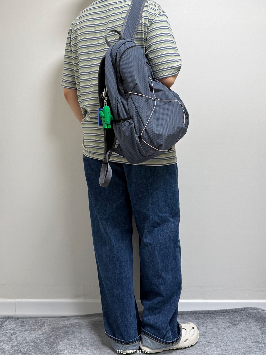 [KREAM 단독] MAZIUNTITLED Roam Pack Dusty Blue, (W) Keen Shanti Birch Treetop 착용 스타일 - 2