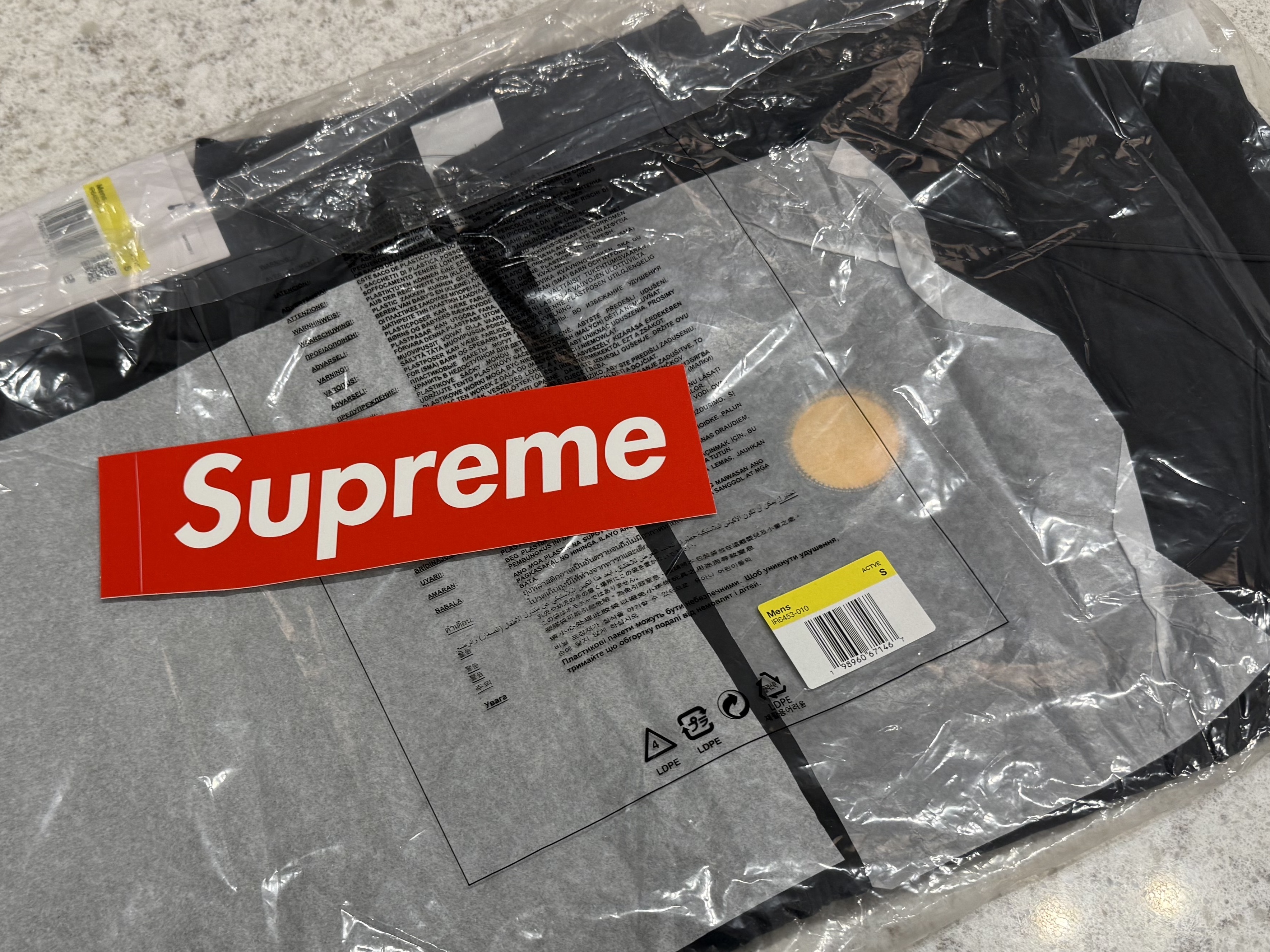 Supreme x Jordan Track Jacket Black - 26SS 착용 스타일 - 7