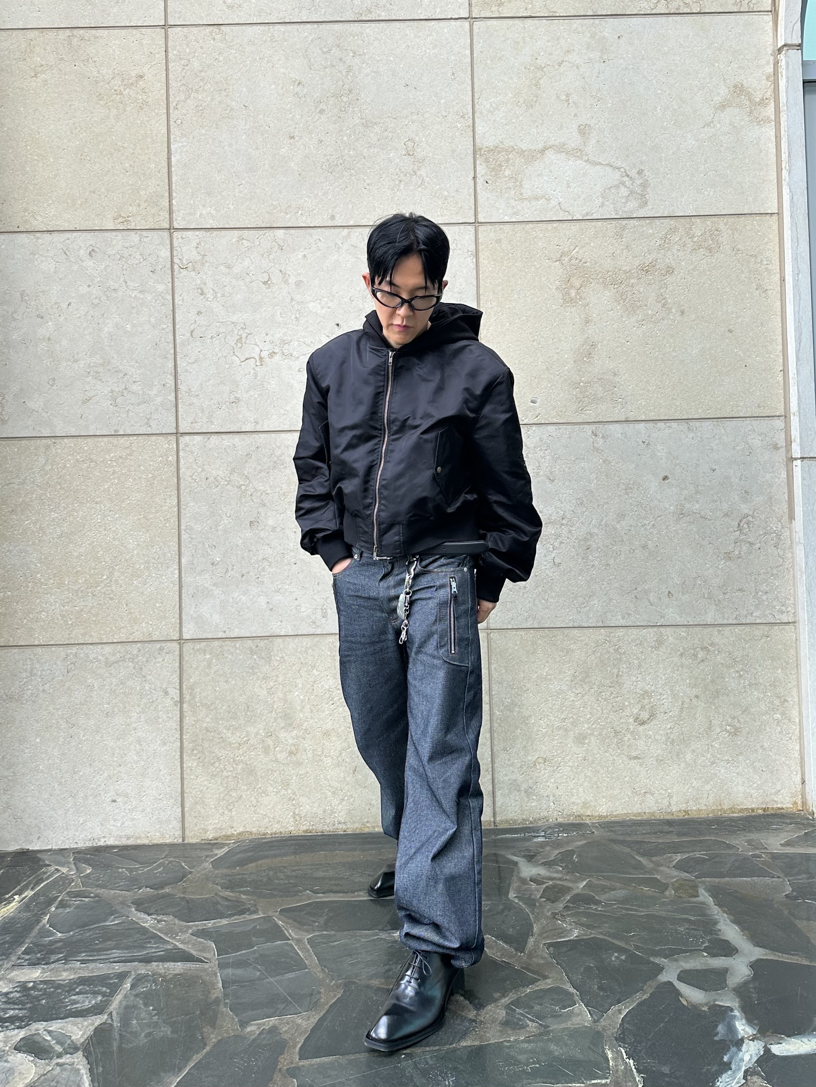 CSC x Soulesures SC:ENE 001, CSC Shifted Cropped Bomber Jacket Black 착용 스타일 - 2