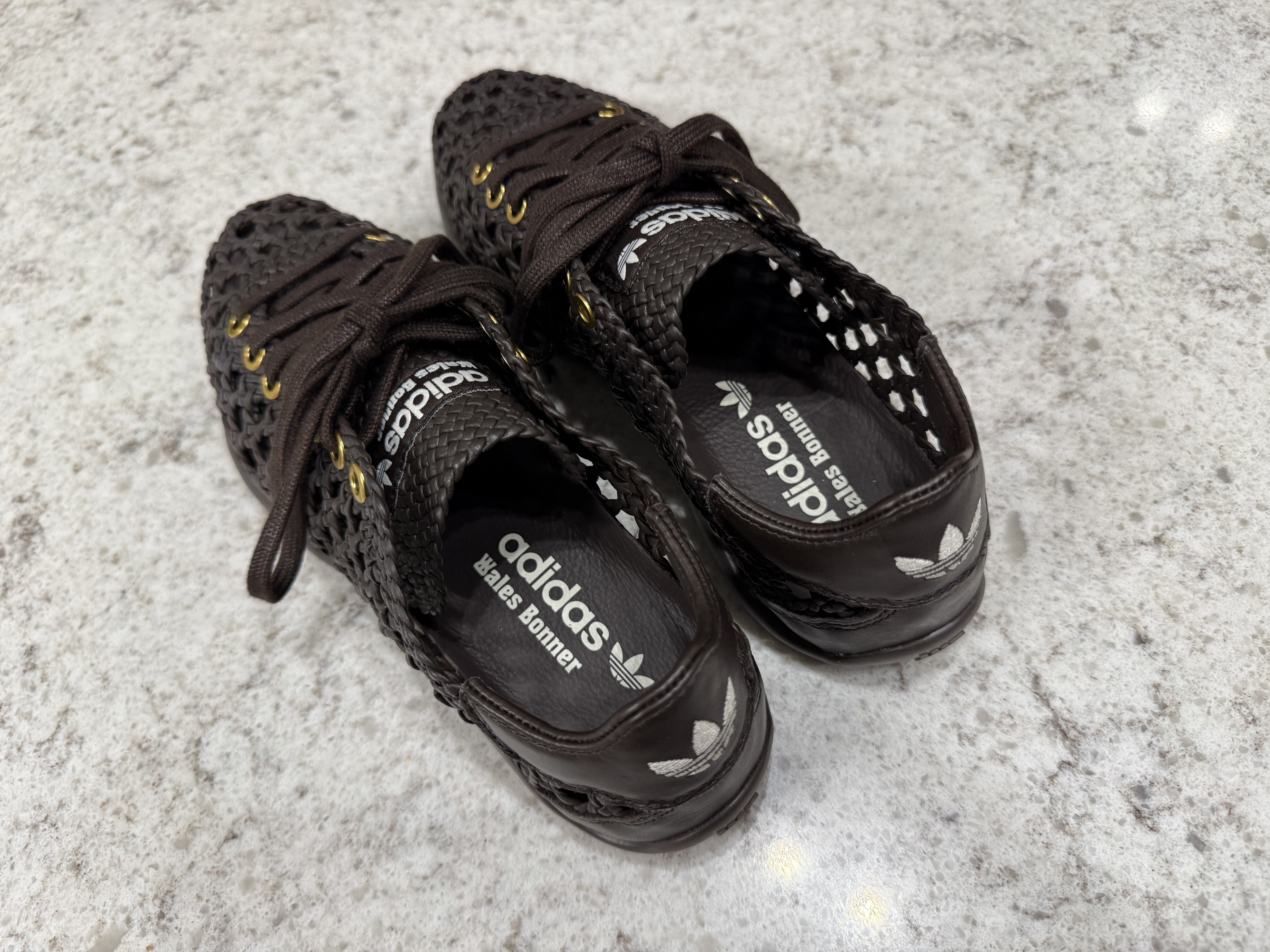 Adidas x Wales Bonner Karintha Basketry Dark Brown Dark Brown 착용 스타일 - 3