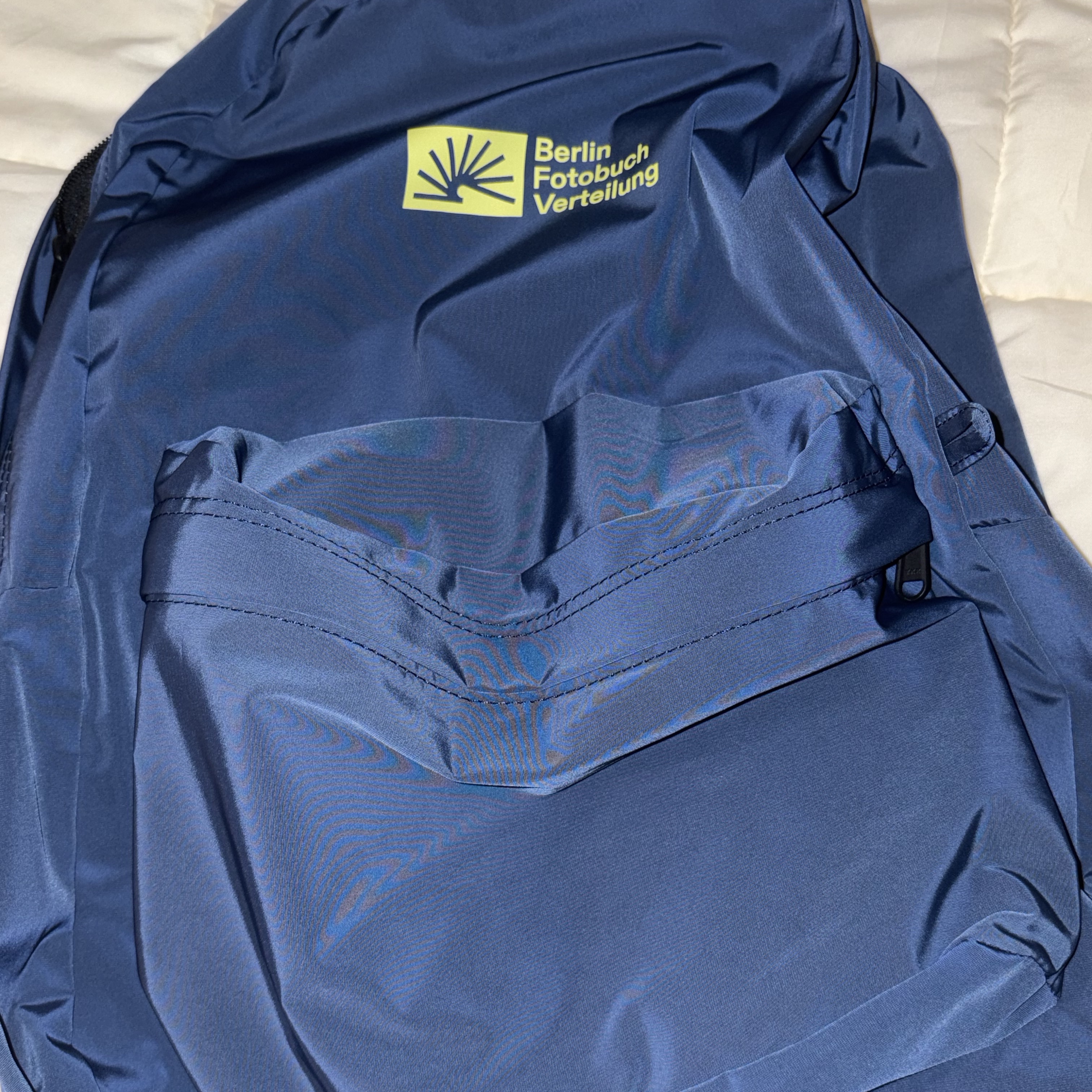 Berlin Photobook Distribution Bfv 001 Backpack Navy 착용 스타일 - 2
