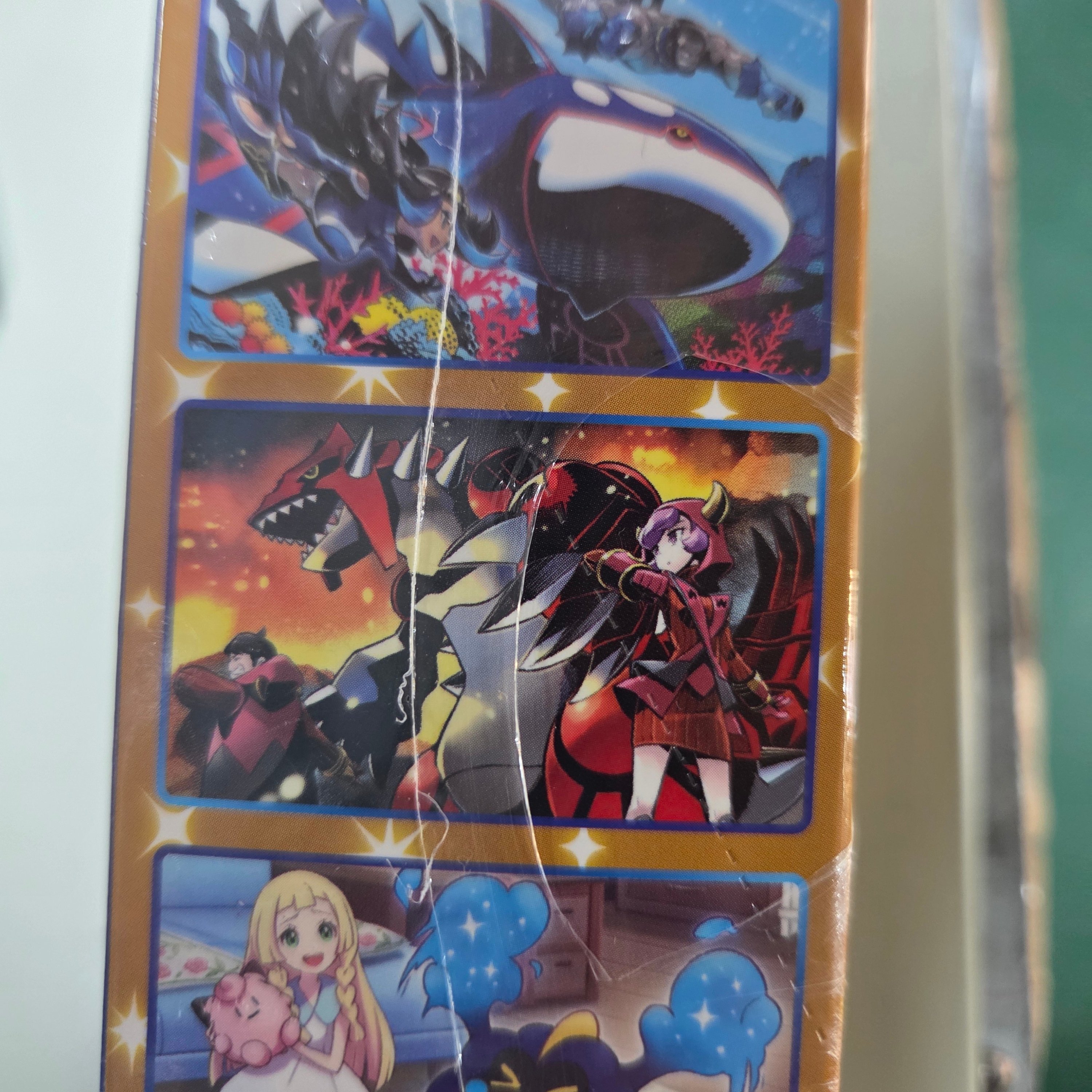 Pokemon TCG Sword & Shield Expansion Pack 25th Anniversary Collection Box (Pack of 16) 착용 스타일 - 1