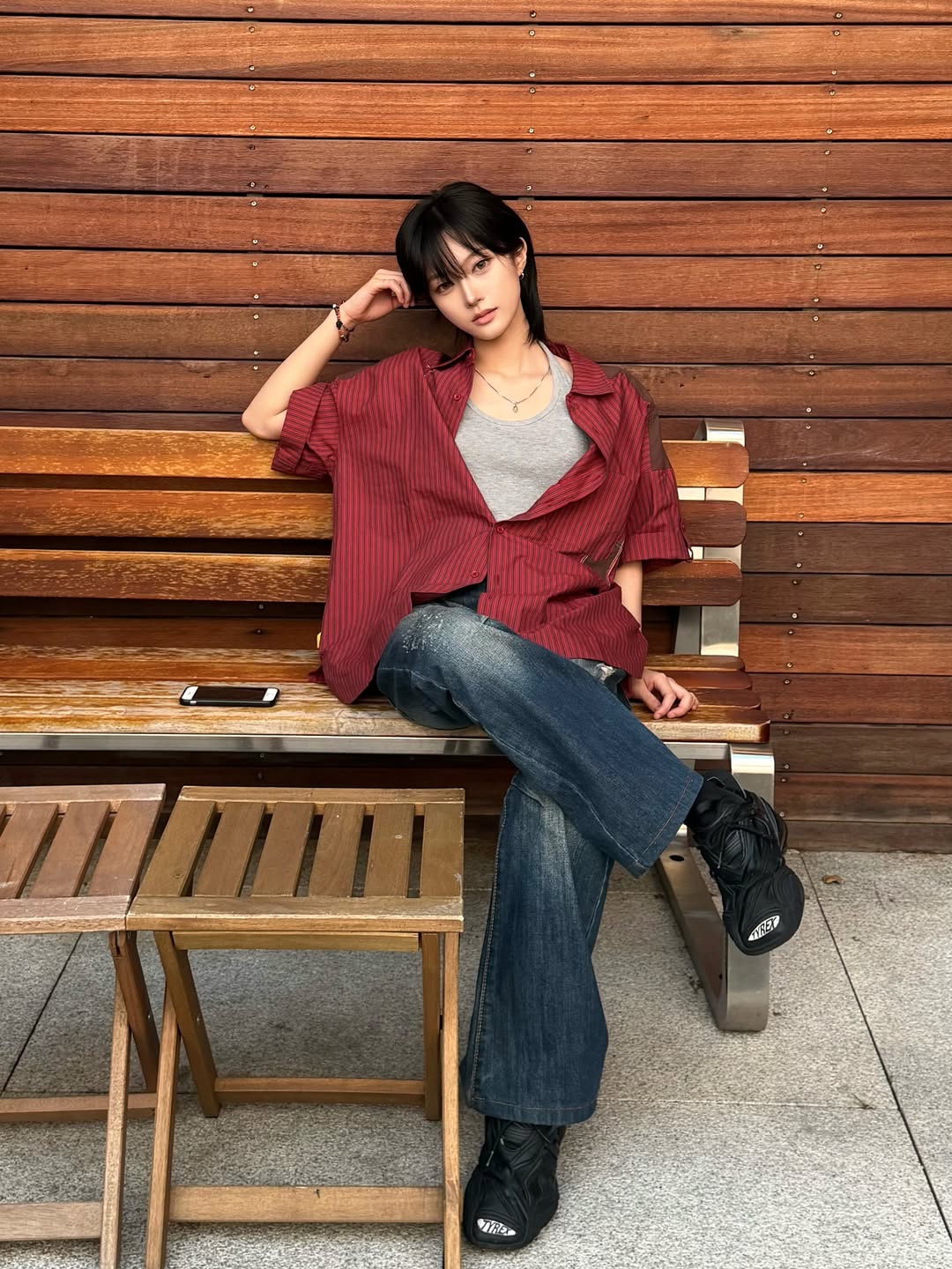 MAINBOOTH Patchwork Roll-up Shirt Red 착용 스타일 - 5