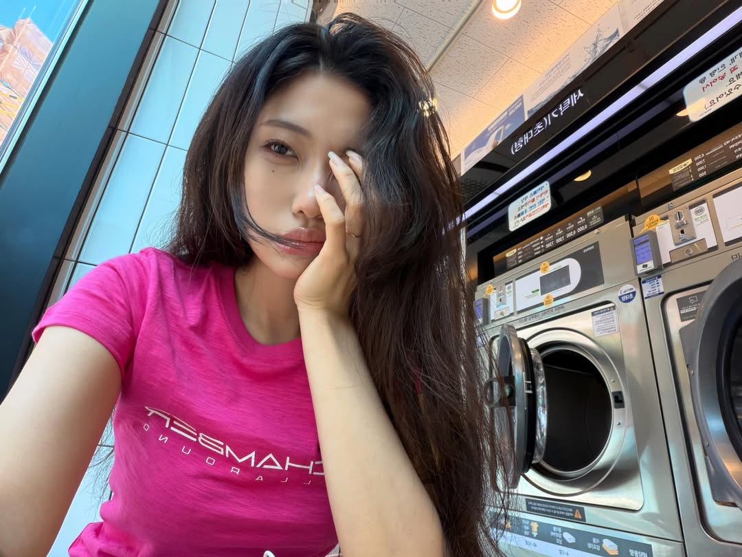 SPORT CHAMBER Women Long Flash Slub T-Shirt Pink 착용 스타일 - 3